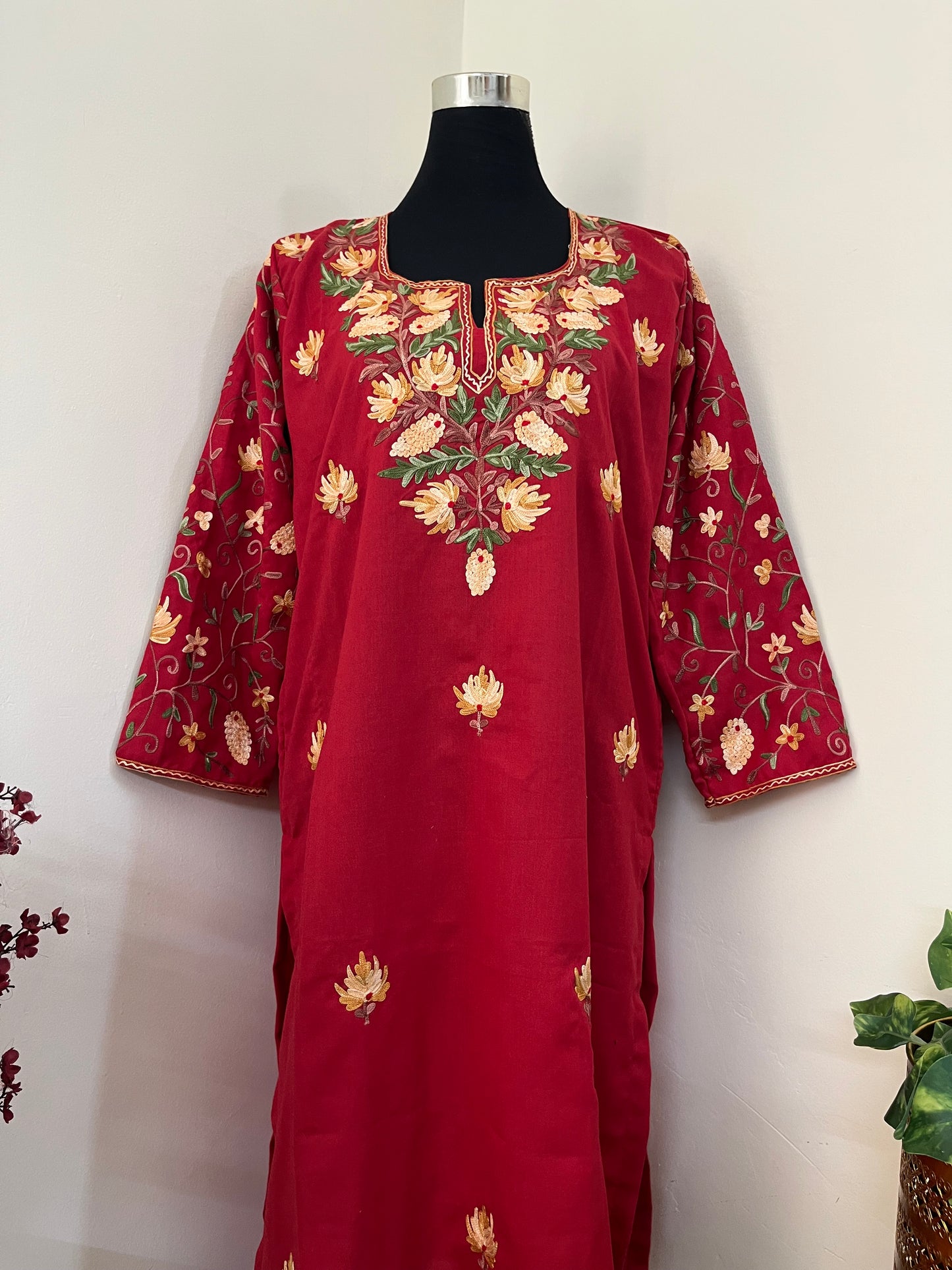 ‘Bageecha’ Cotton Stitched Aari Work Kurti (XL)
