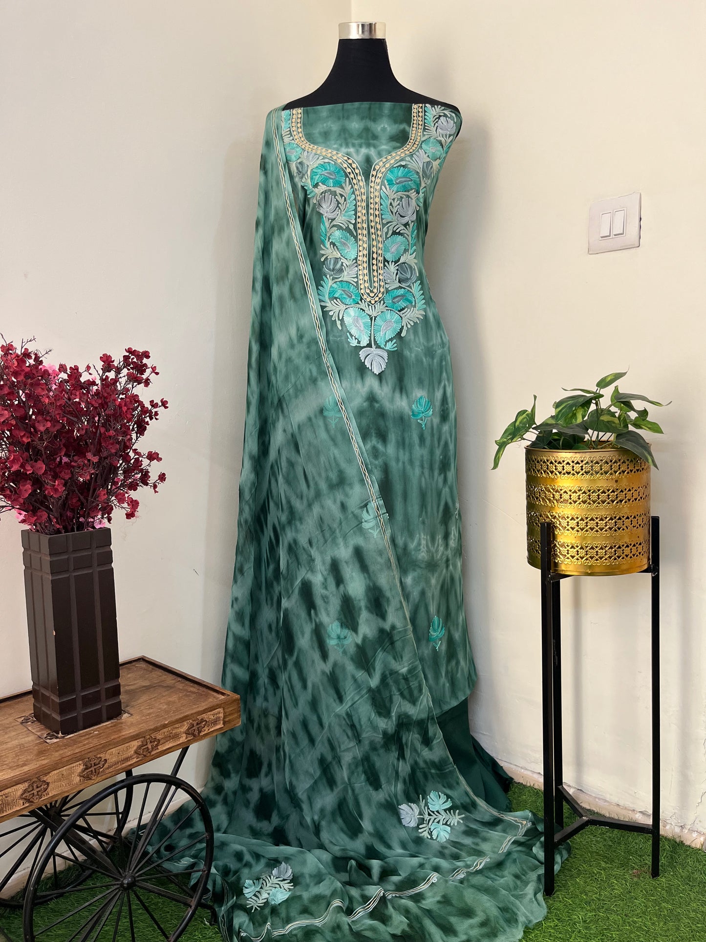 Jade Green Pure Georgette Ty Dy Kashmiri Suit