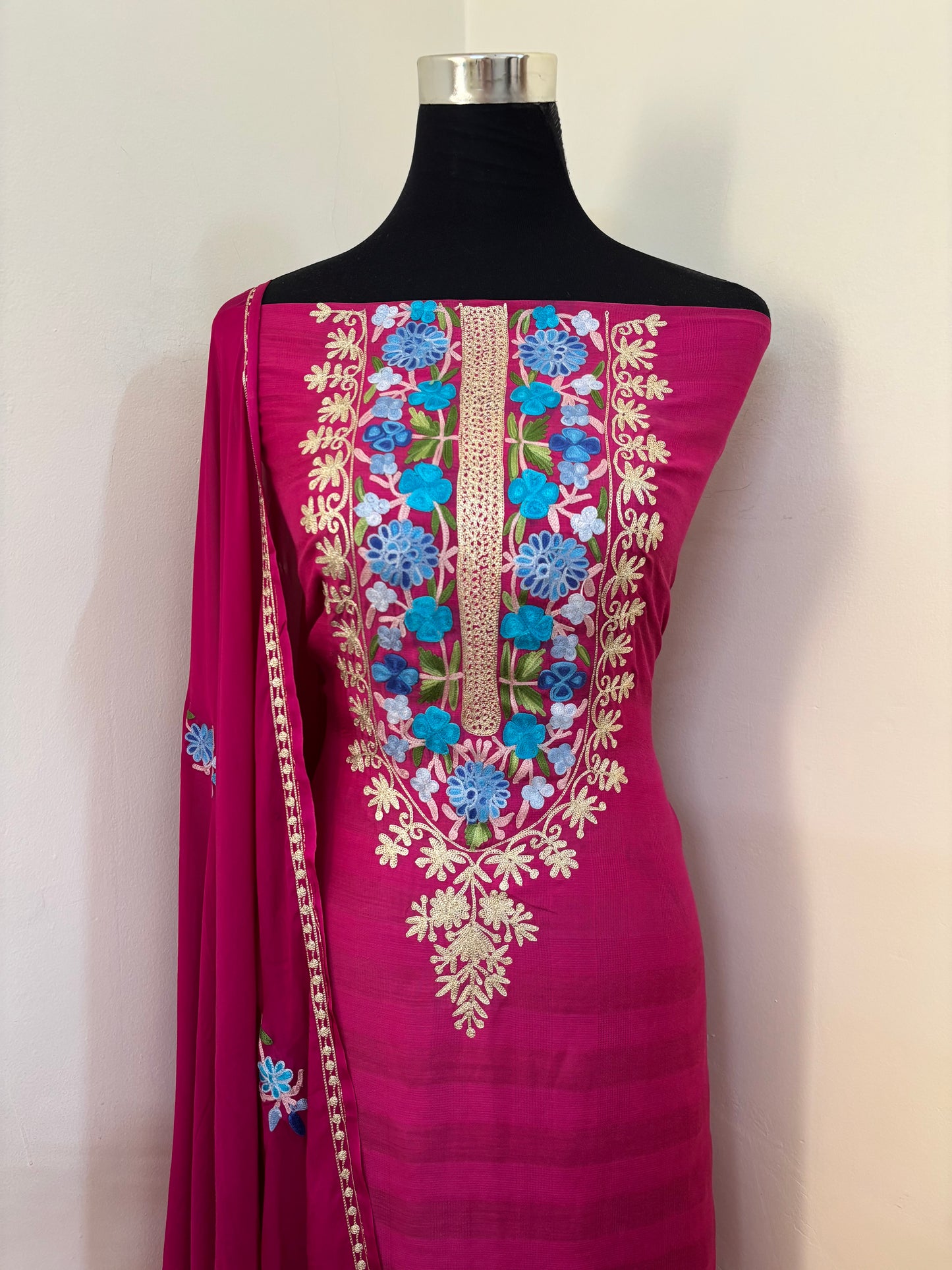 Kalaa’ Hot Pink Cotton Kashmiri Suit