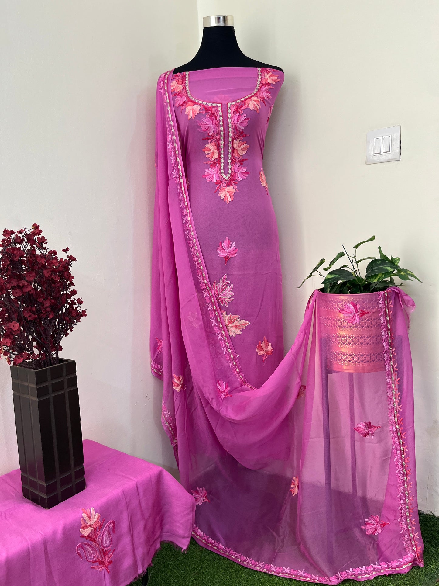 Mauve Pure Georgette Aari Embroidered Suit