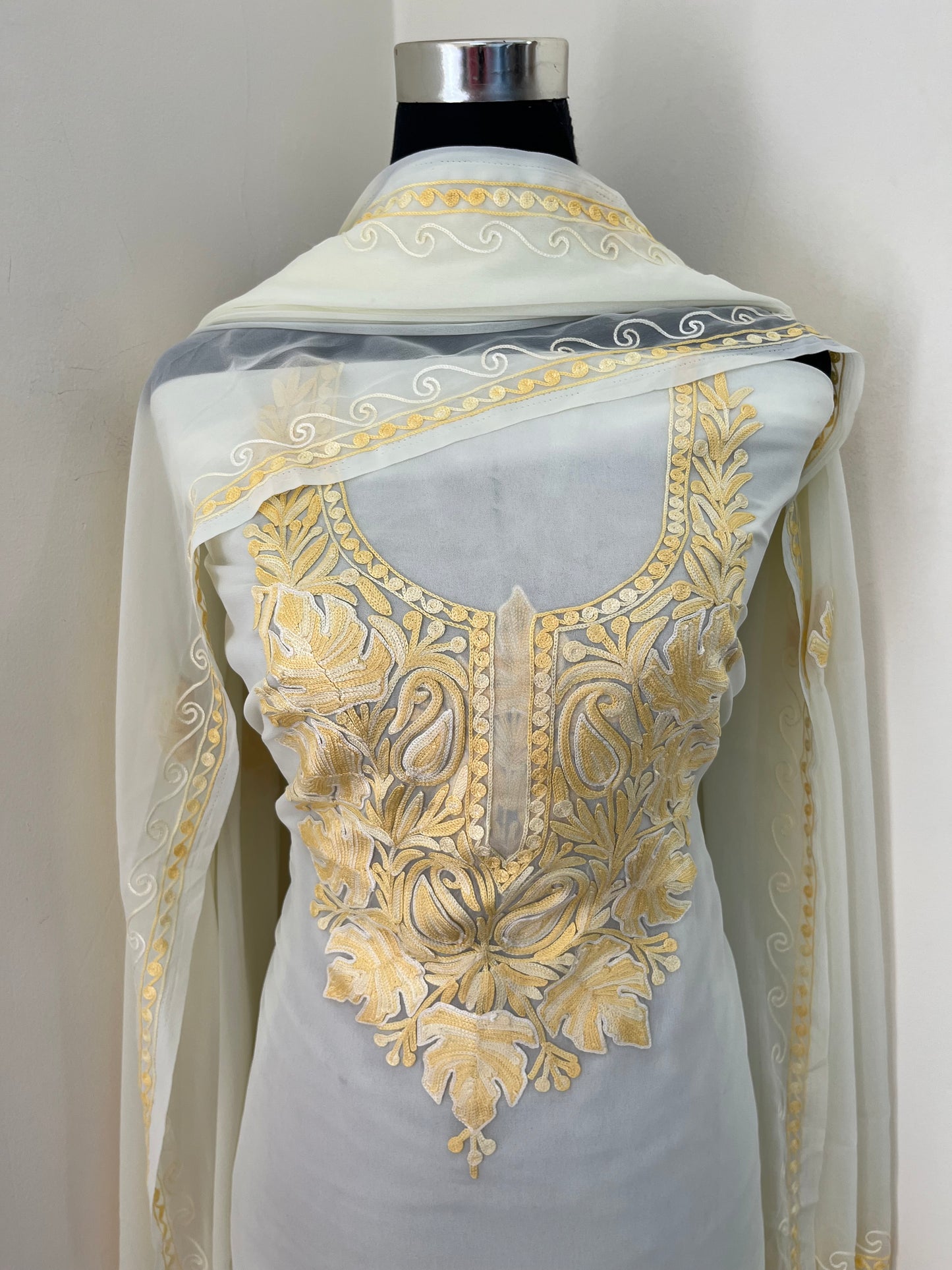 Lemon Georgette 3pc Kashmiri Suit