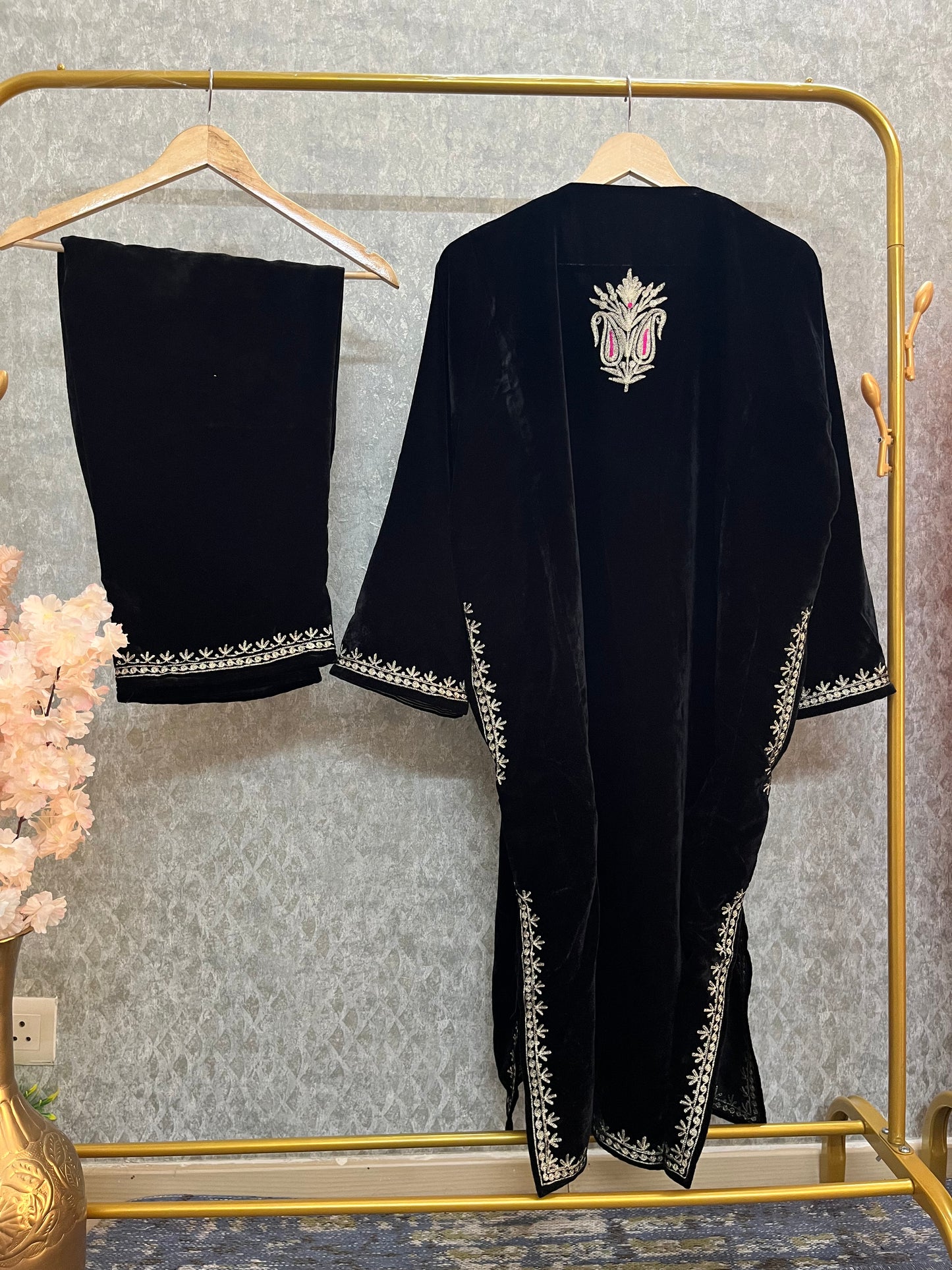 Black Velvet Tilla Pheran (Size 50)