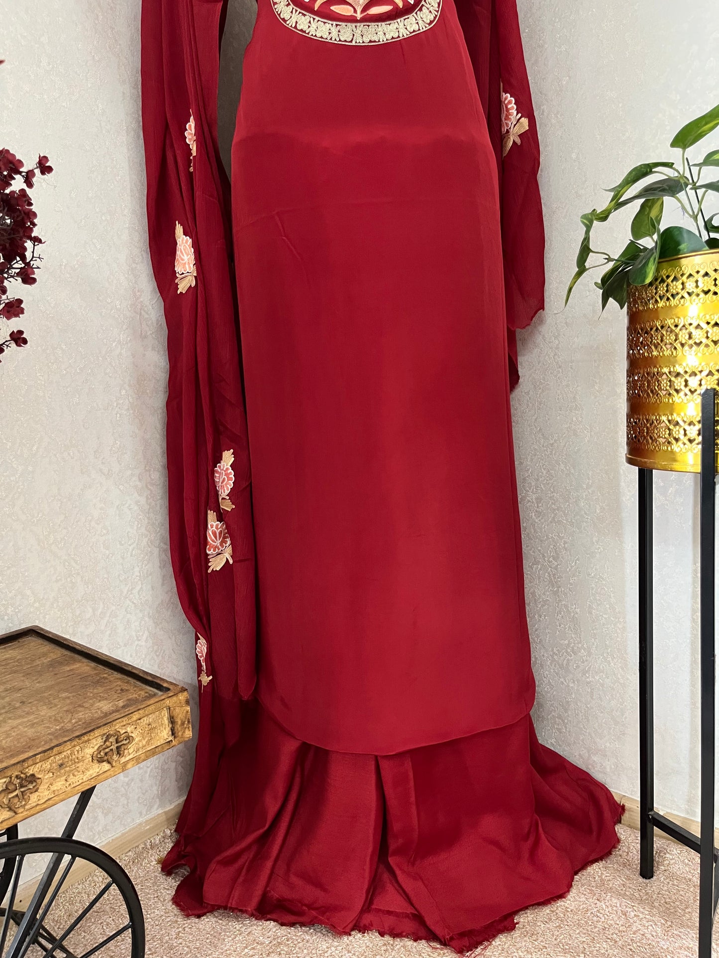 Maroon Kalaa Crape Kashmiri Suit