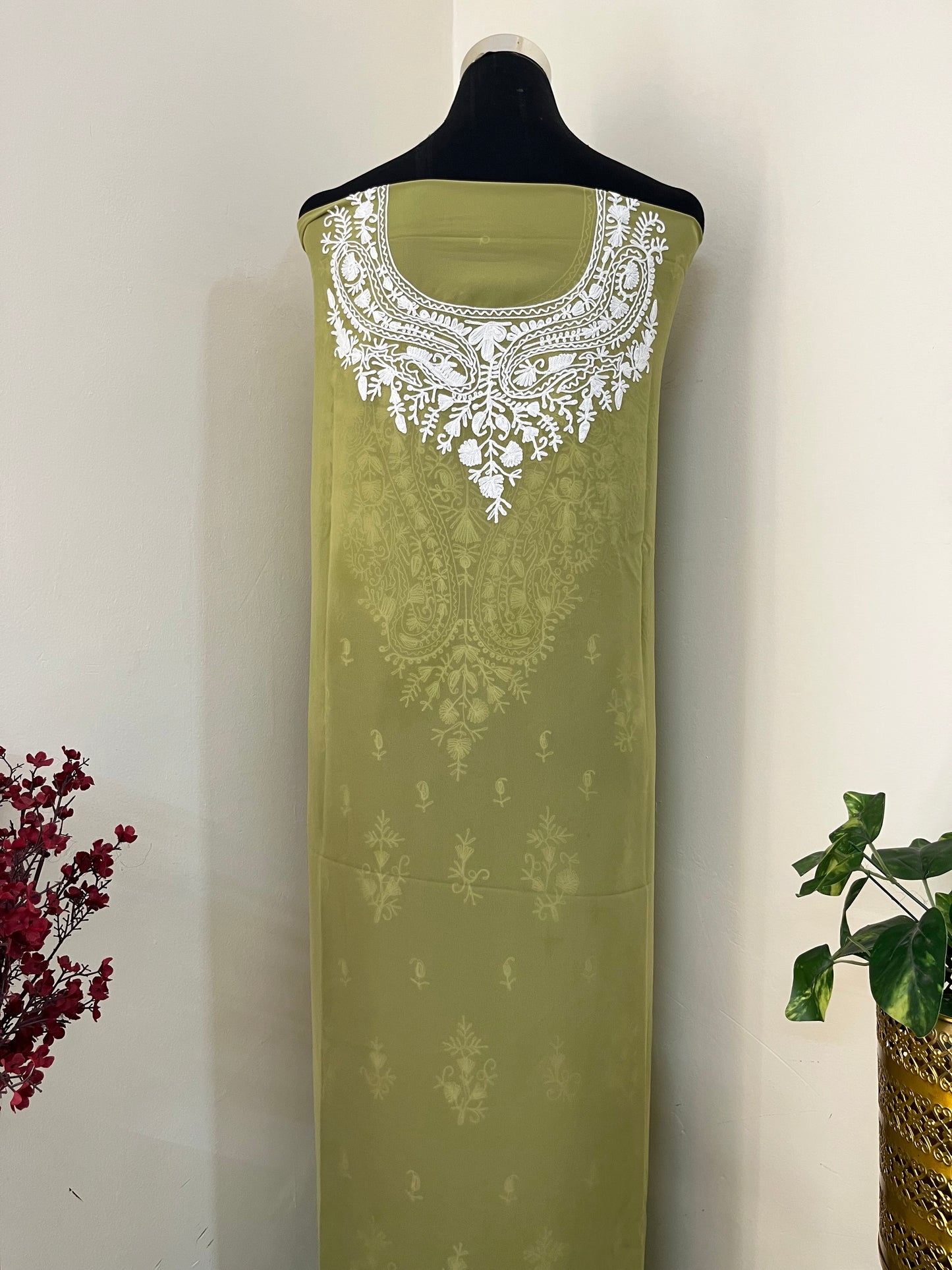Pista Georgette Kashmiri Unstitched Kurta Material