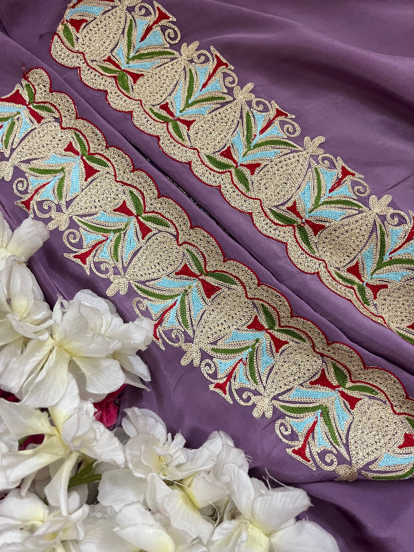 Kalaa’ Lilac Crape Kashmiri Suit