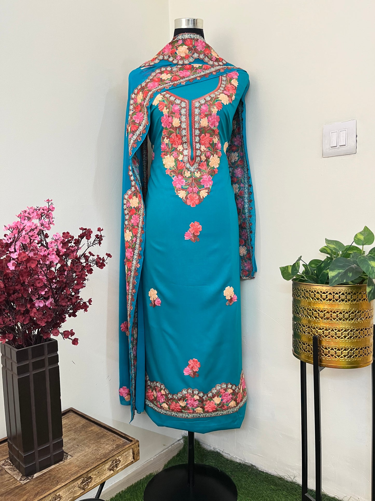 Peacock Green Rayon Cotton Kashmiri 3pc set