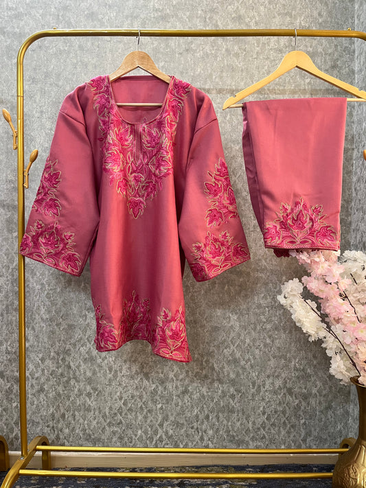 Onion Pink Woollen Kashmiri Co-Ord Set ( Size 46)