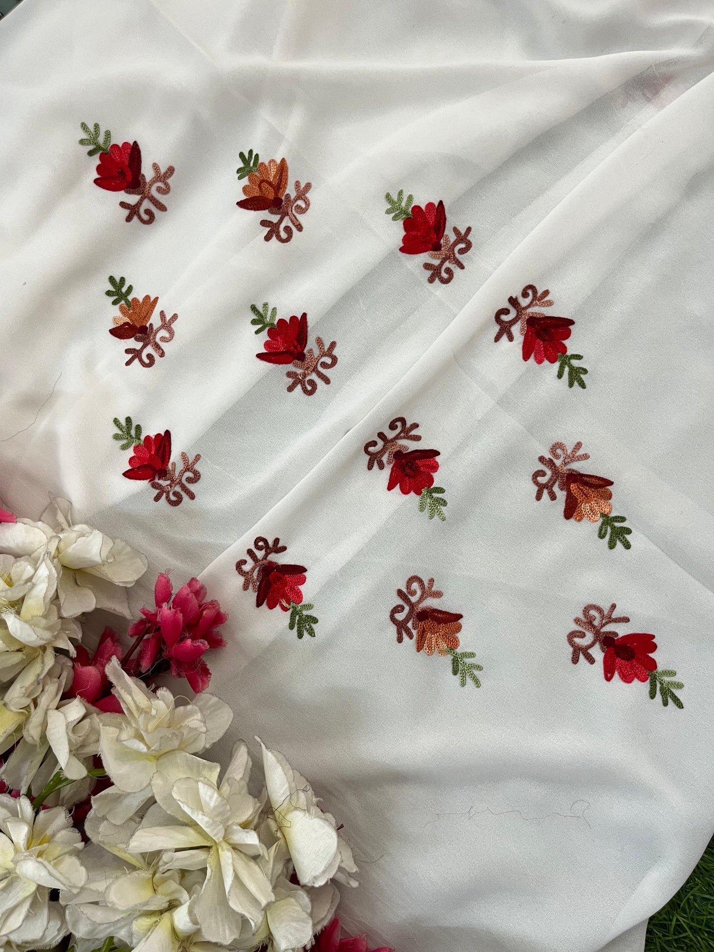 Off White Georgette Kashmiri Kurta Material
