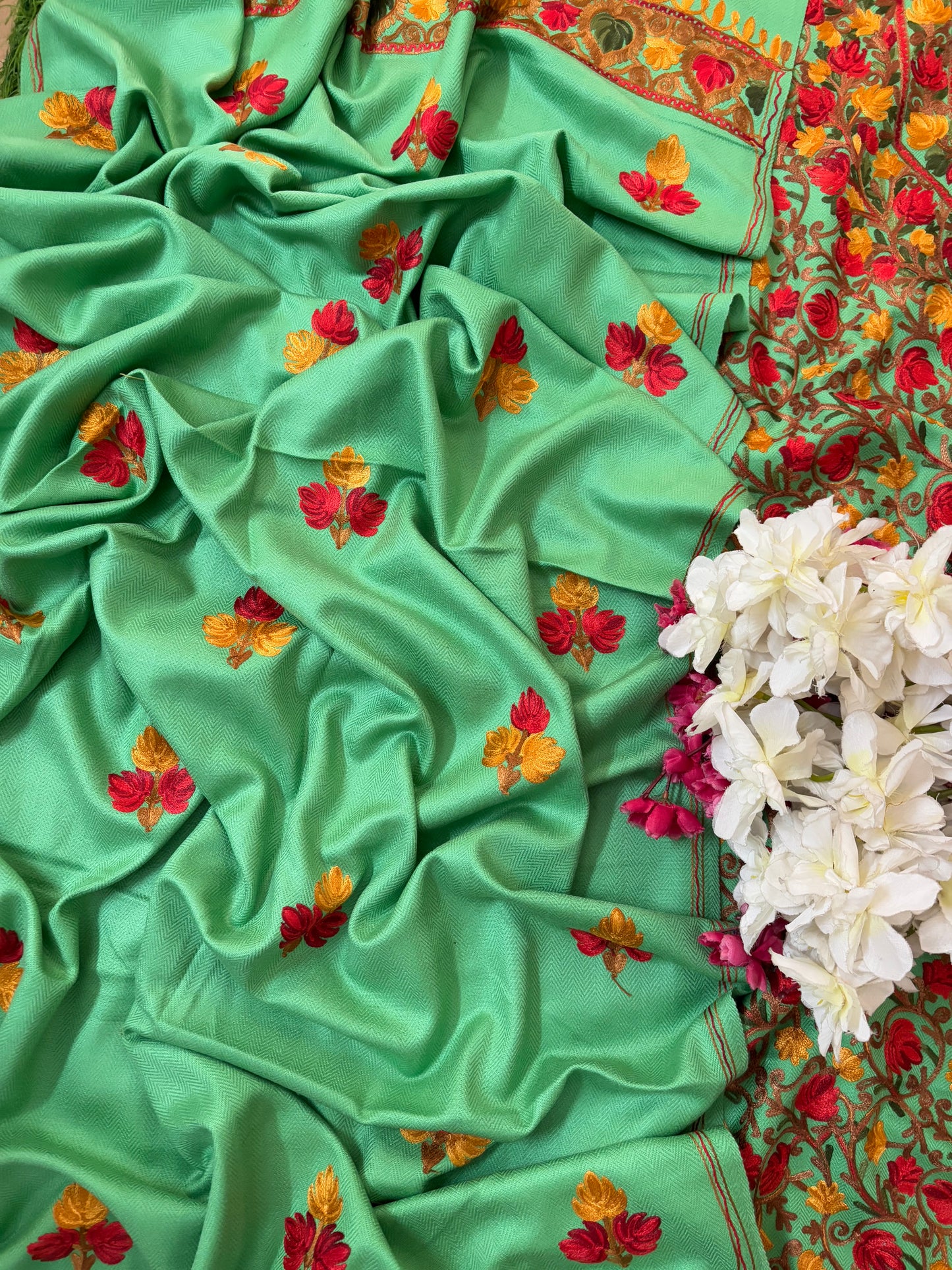 Pea Green Chinar Woollen Aari Embroidered 3pc Suit Stole