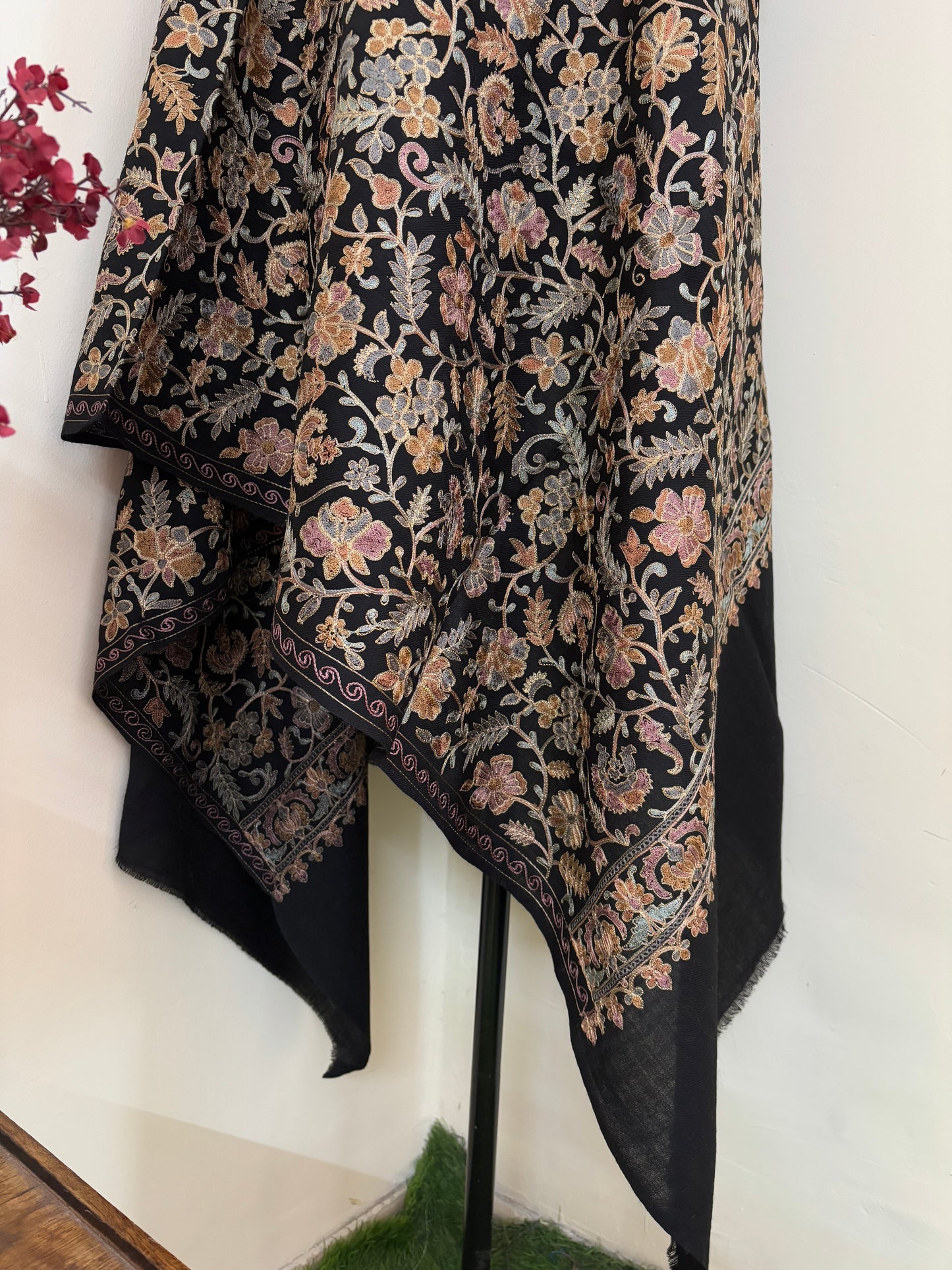 Black Jaal Embroidered Kashmiri stole