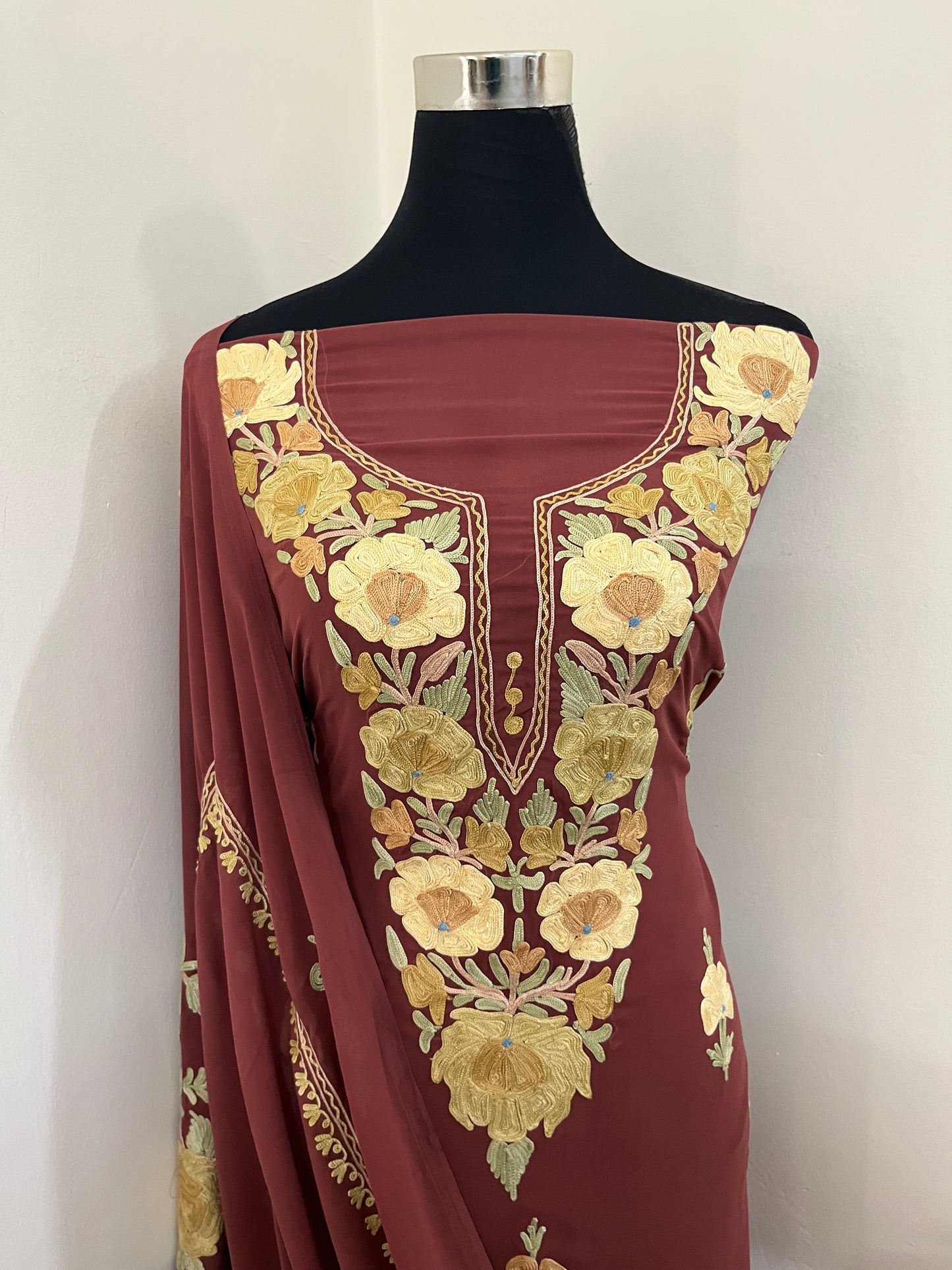 Georgette 3 Pc Aari Embroidered Suit