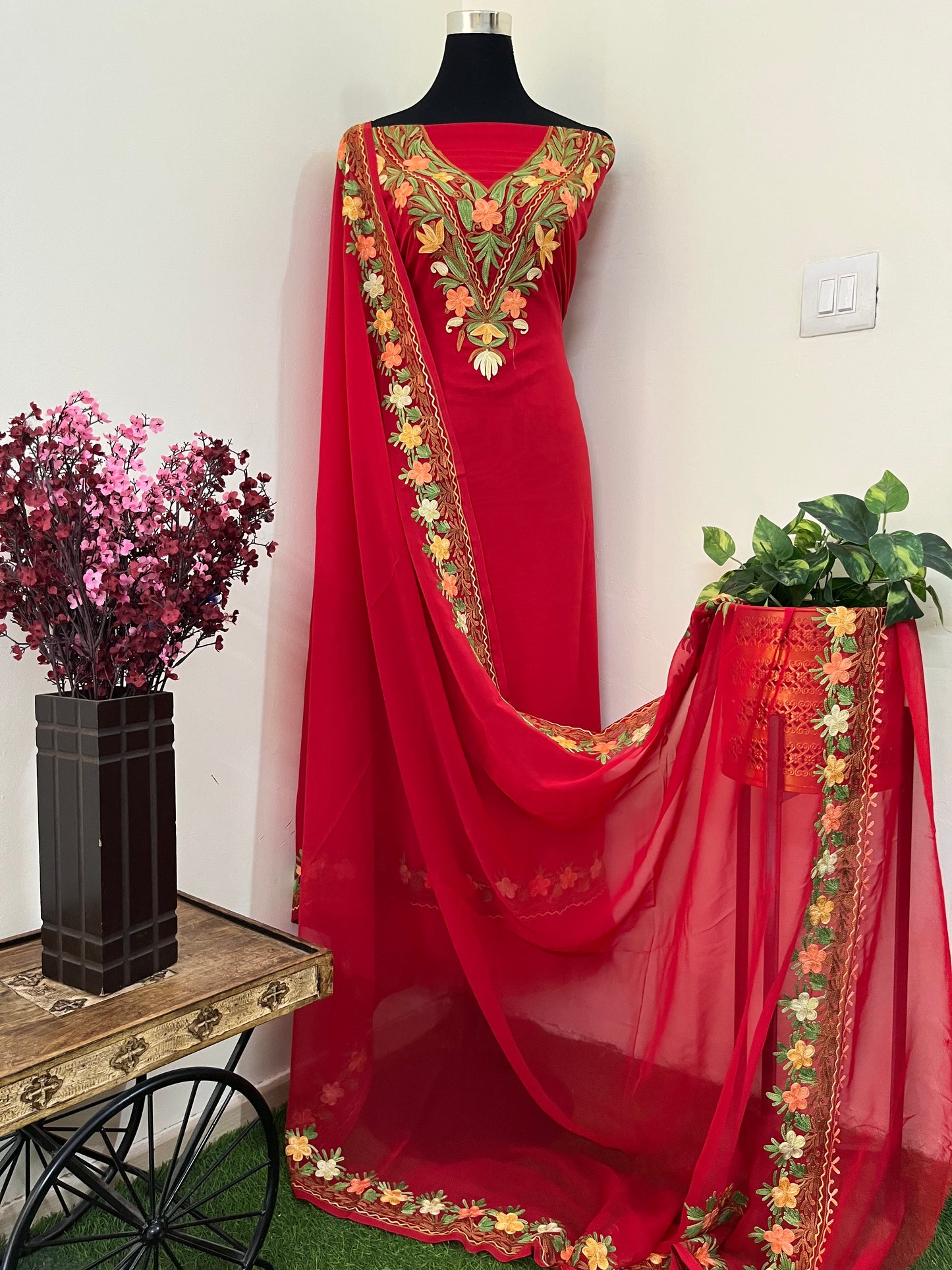 Red Georgette 3 Pc Kashmiri Suit