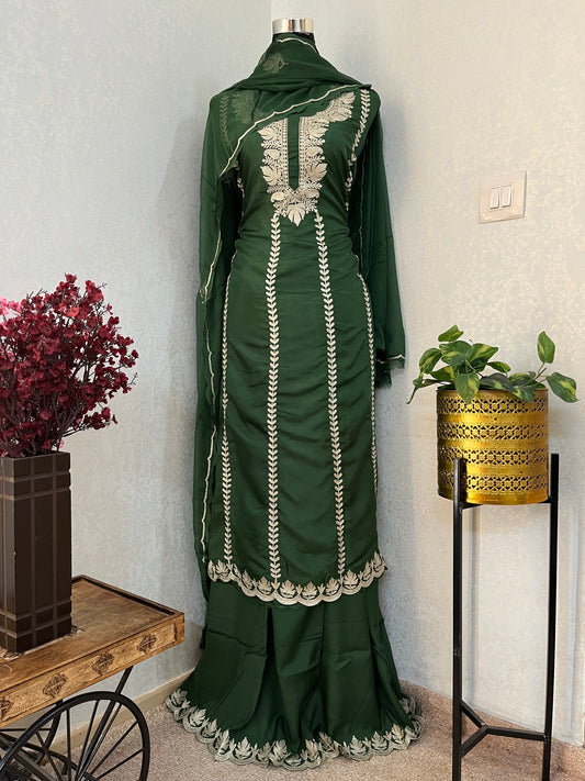 Green Sanam’ Silk Tilla Kashmiri Suit