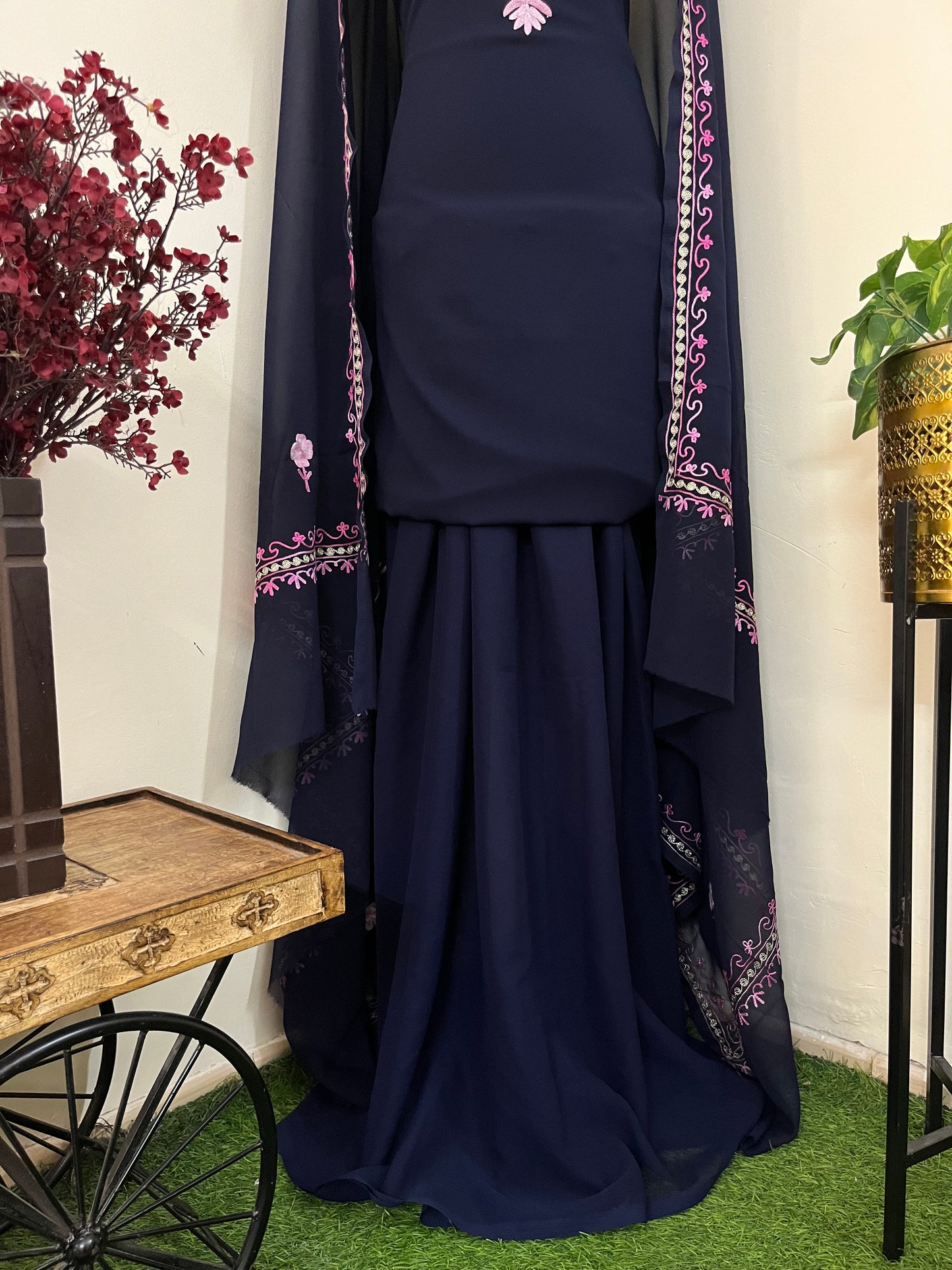 Navy blue Georgette 3 Pc Aari Embroidered Suit Set