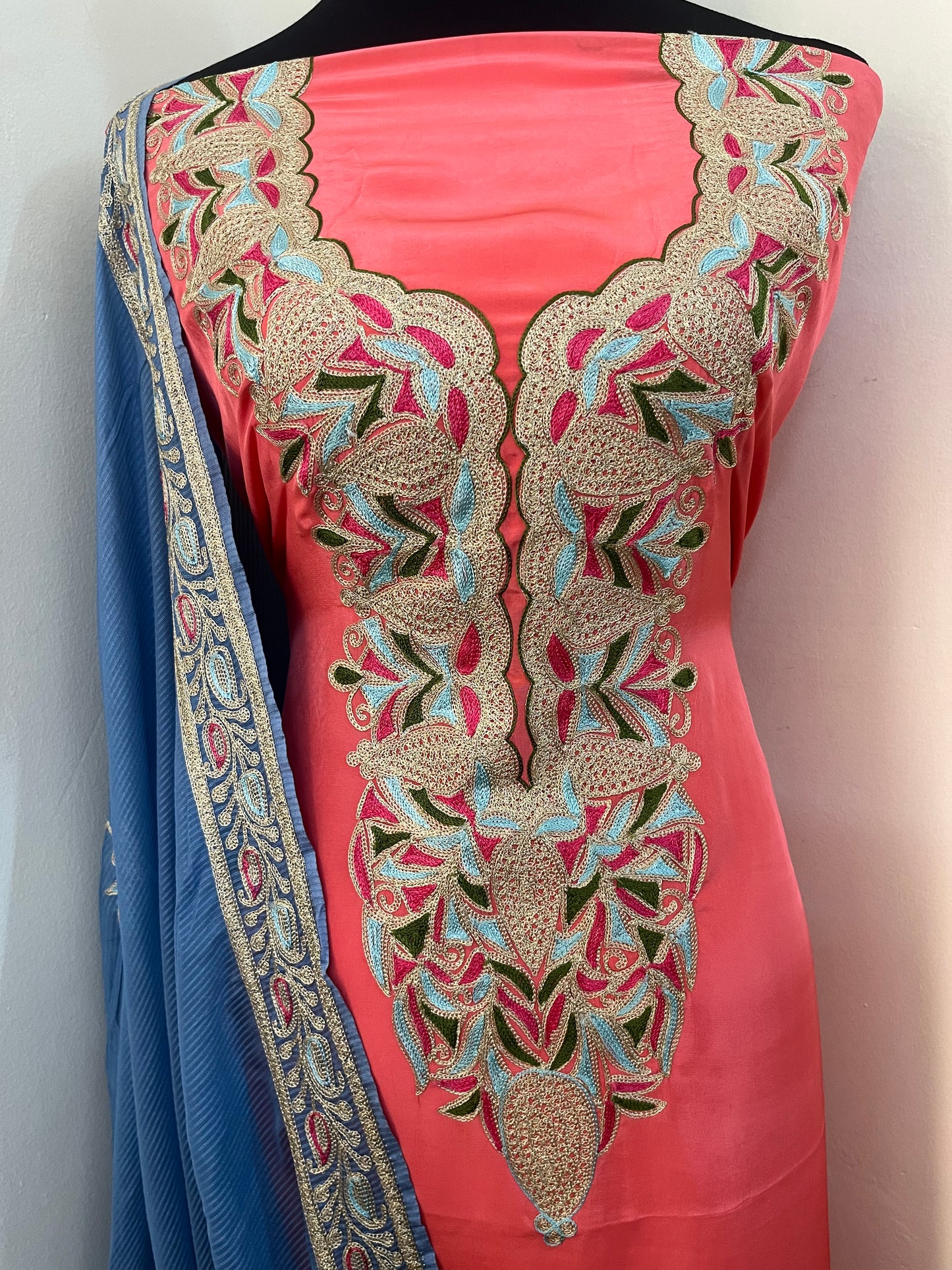 Kalaa’ Peach Crape Kashmiri Suit