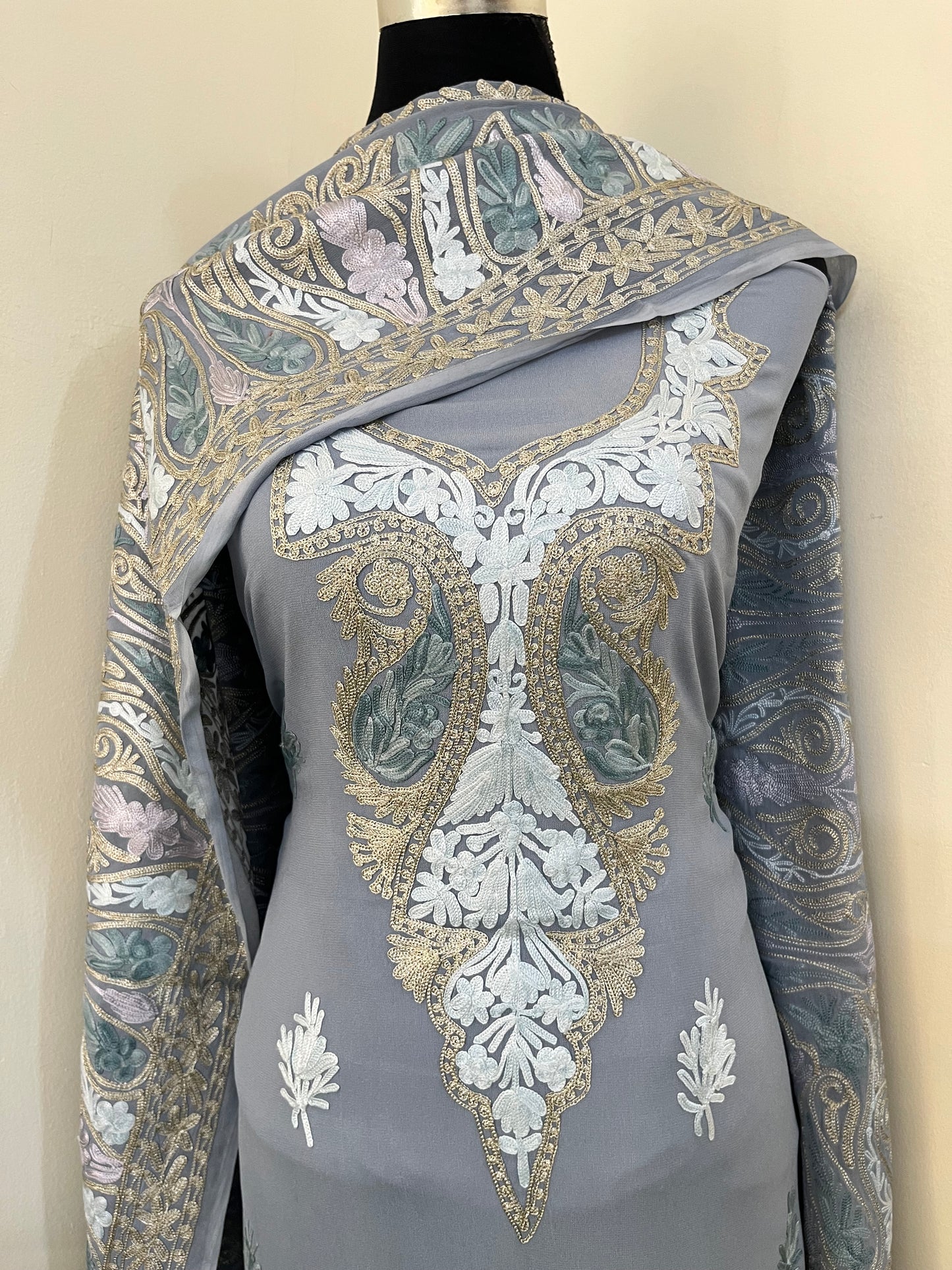 Georgette 3 Pc Aari Embroidered Suit