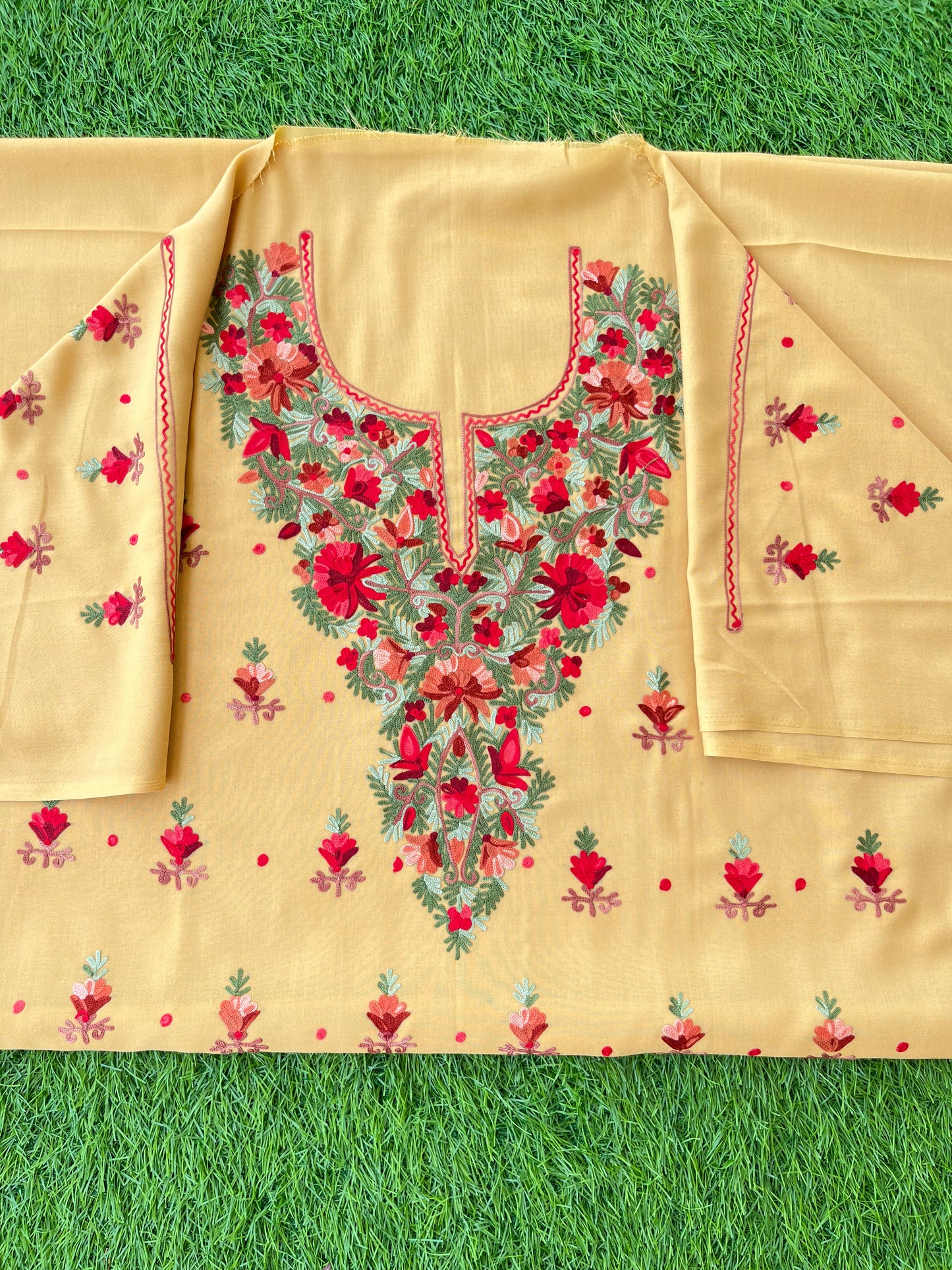 Beige Cotton Two Piece Set (Aari Embroidered)