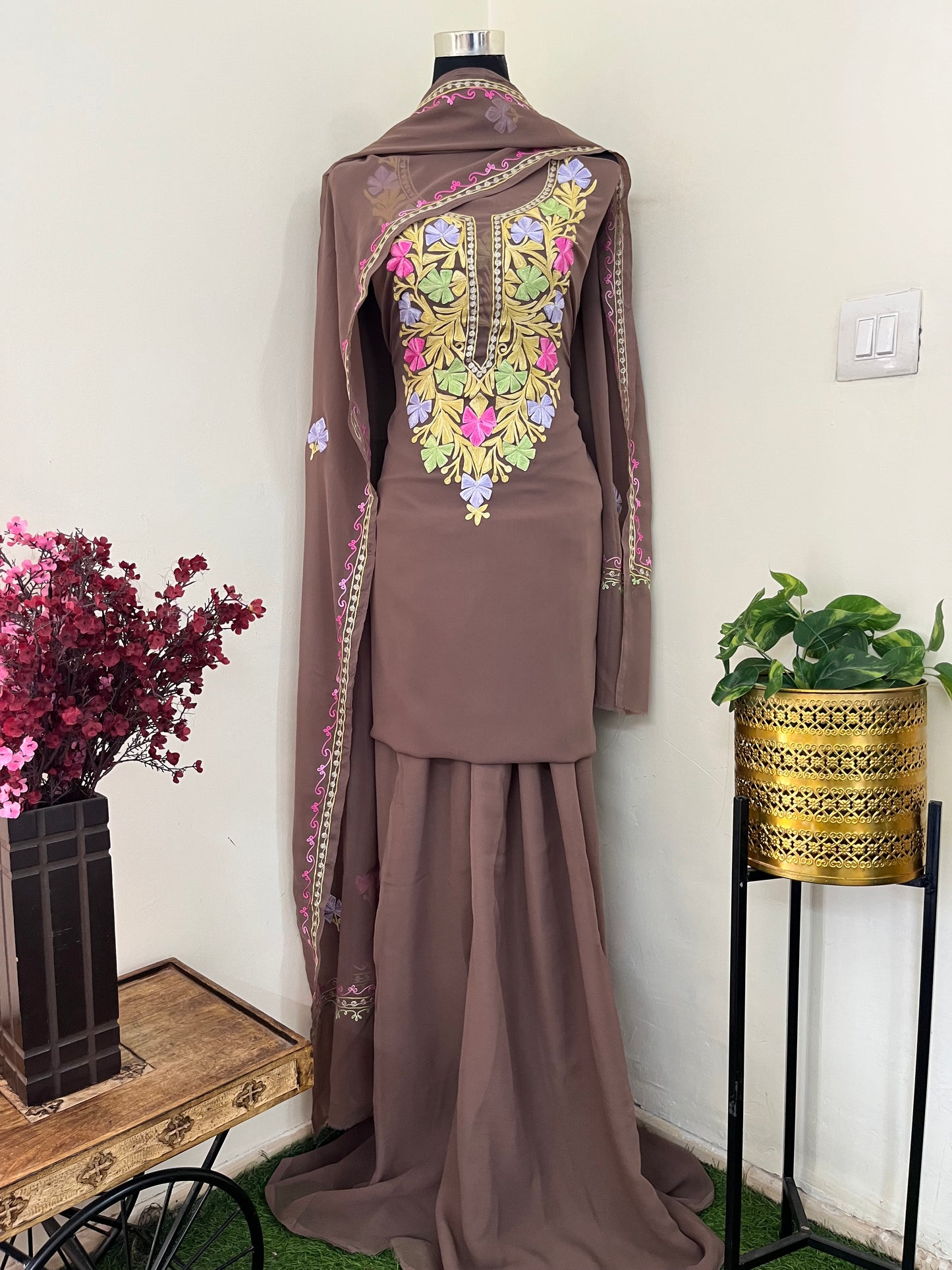 Georgette 3 Pc Aari Embroidered Suit Set