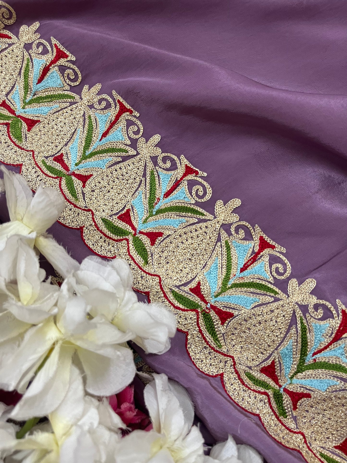 Kalaa’ Lilac Crape Kashmiri Suit