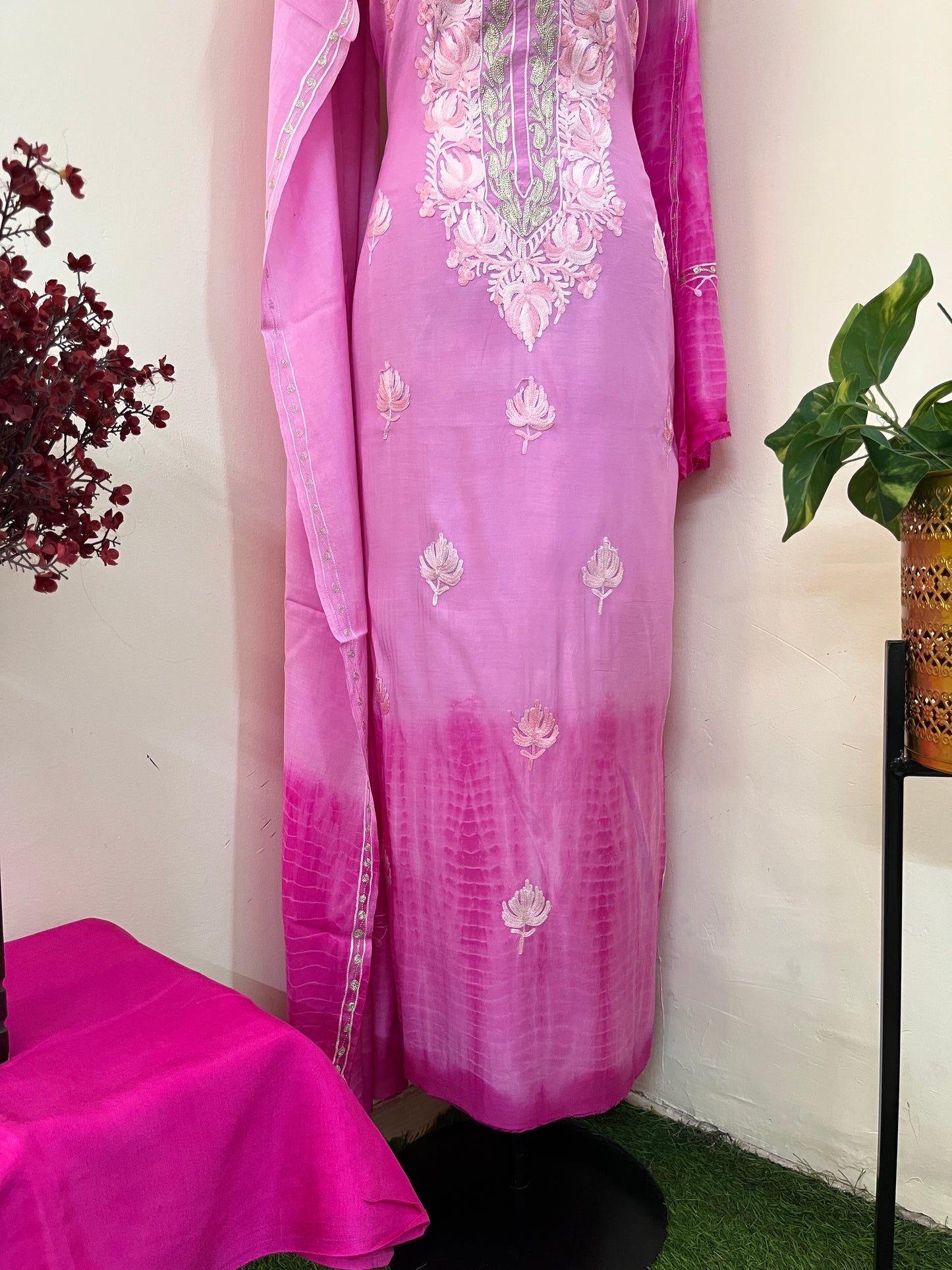 Mauve Mul Cotton Shibori Work Kashmiri 3pc Suit