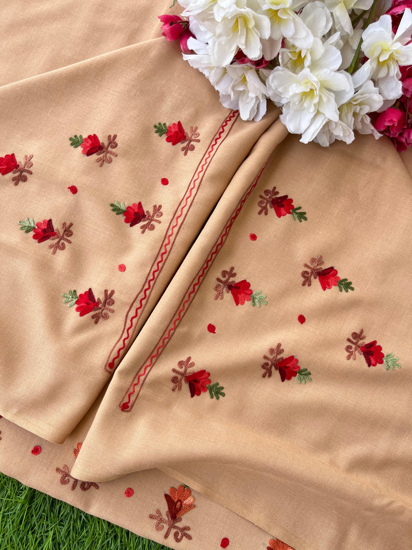 Faun Cotton Two Piece Set (Aari Embroidered)