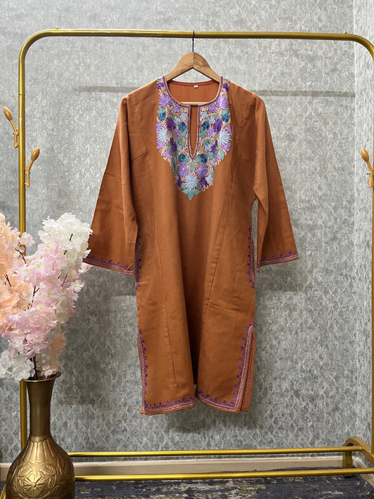 Brown Aari Embroidered Wool Pheran