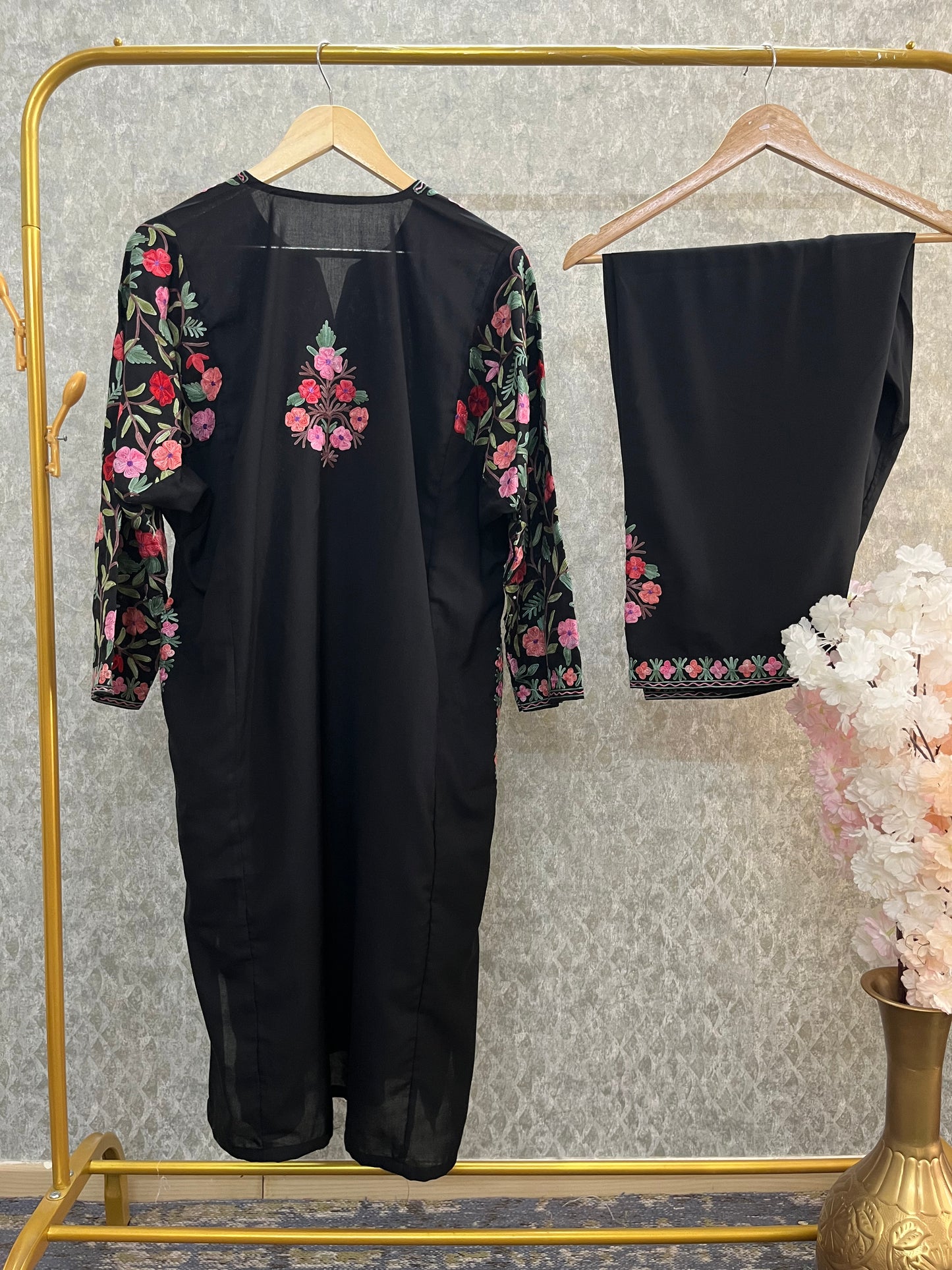 Black Cotton Arm Jaal Pheran Set