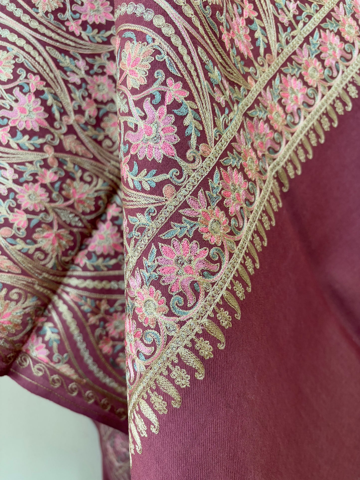 Onion Pink Jaal Embroidered Kashmiri stole