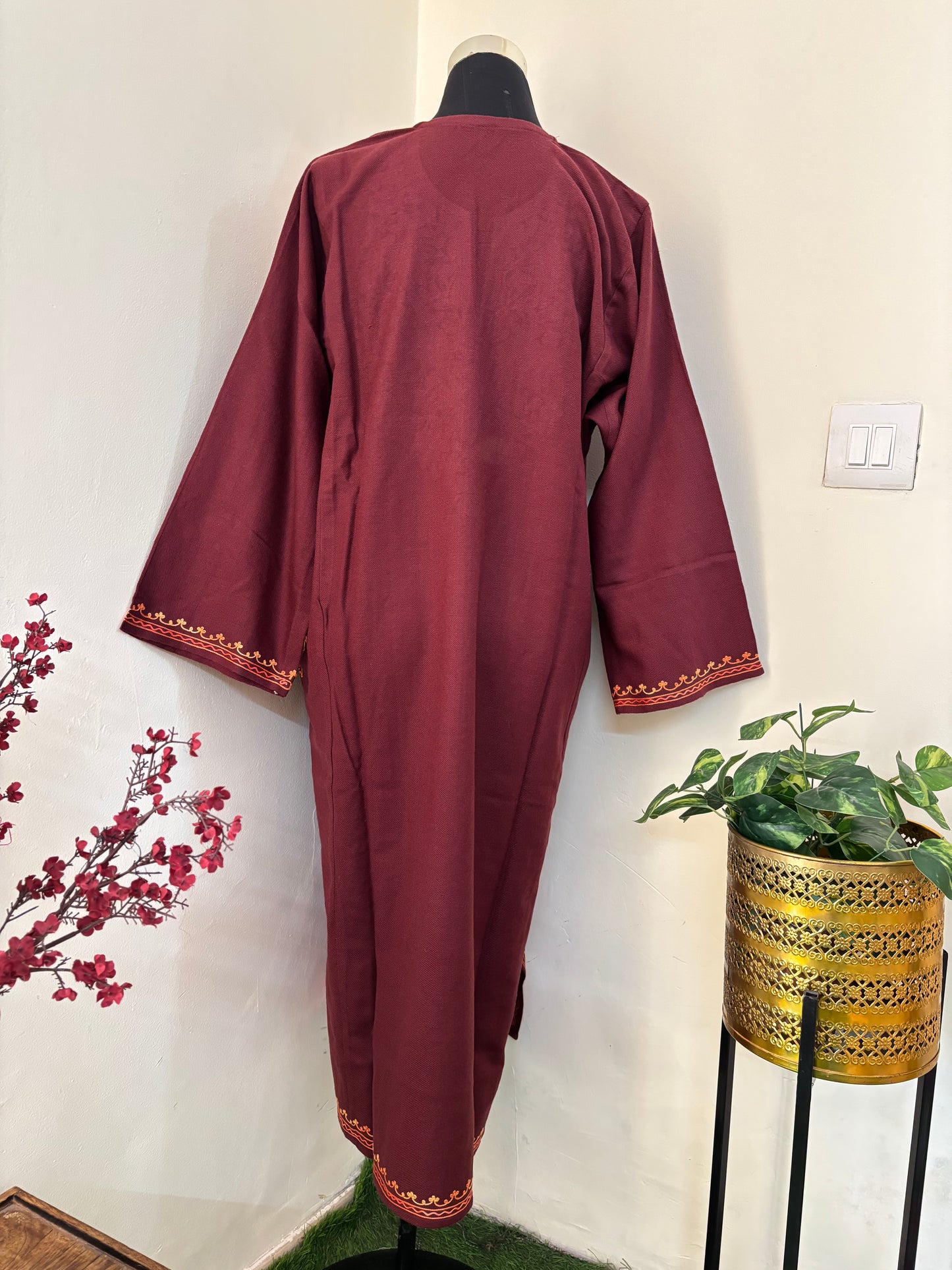 Reddish Brown Aari Embroidered Wool Pheran