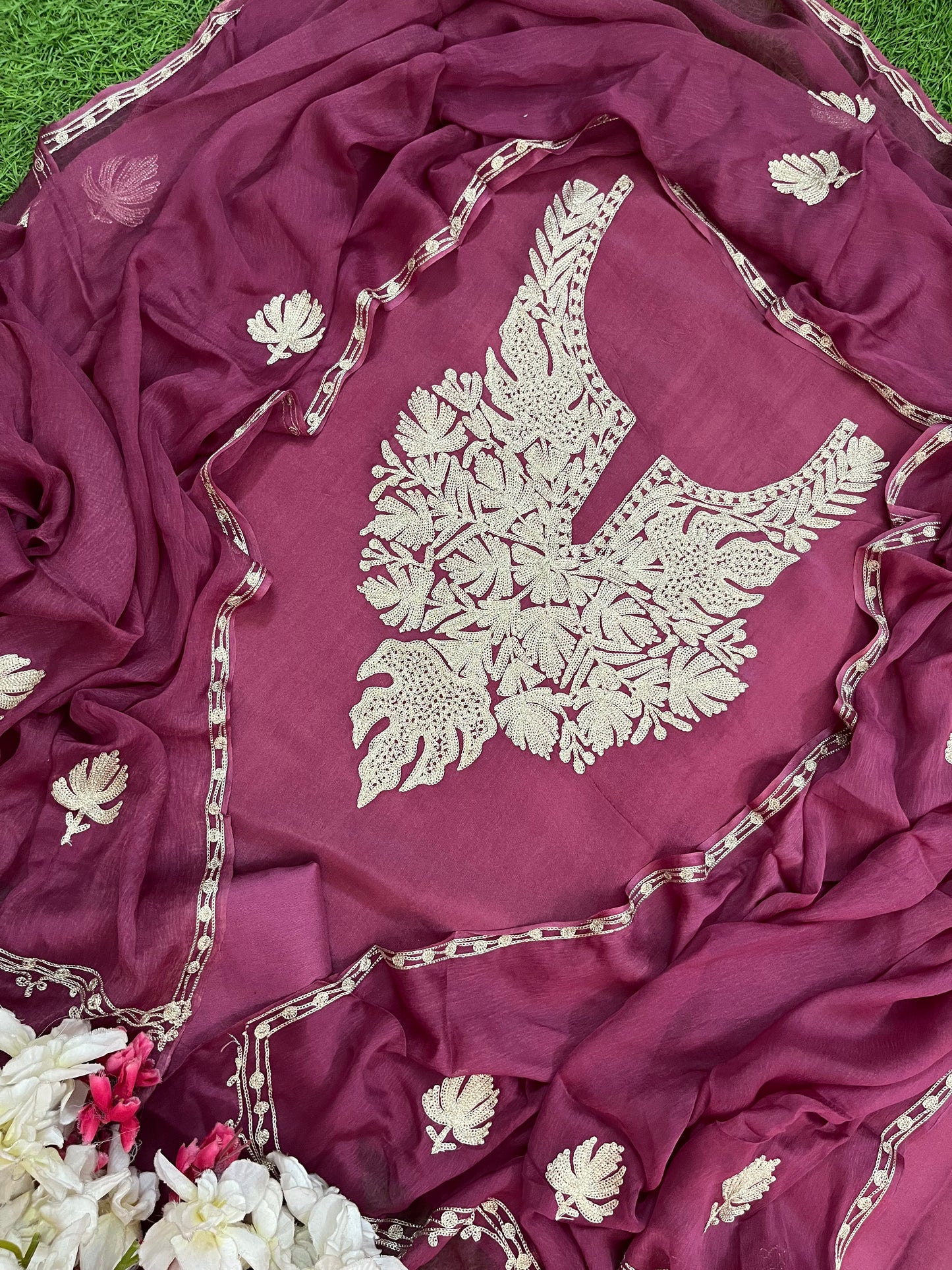 Sanam’ Onion Pink Silk Tilla Kashmiri Suit