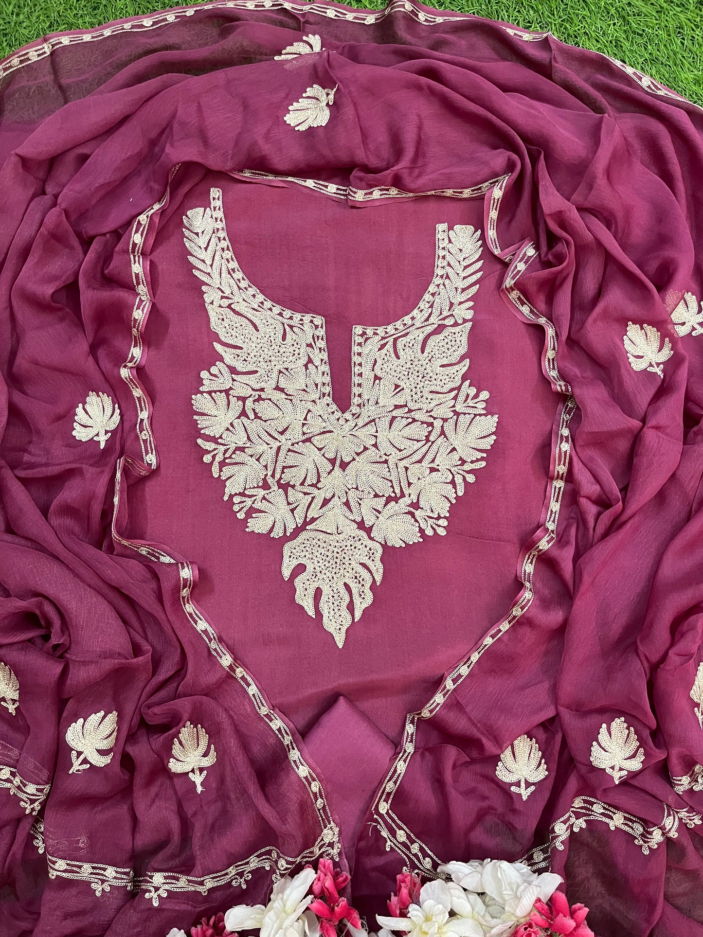 Sanam’ Onion Pink Silk Tilla Kashmiri Suit