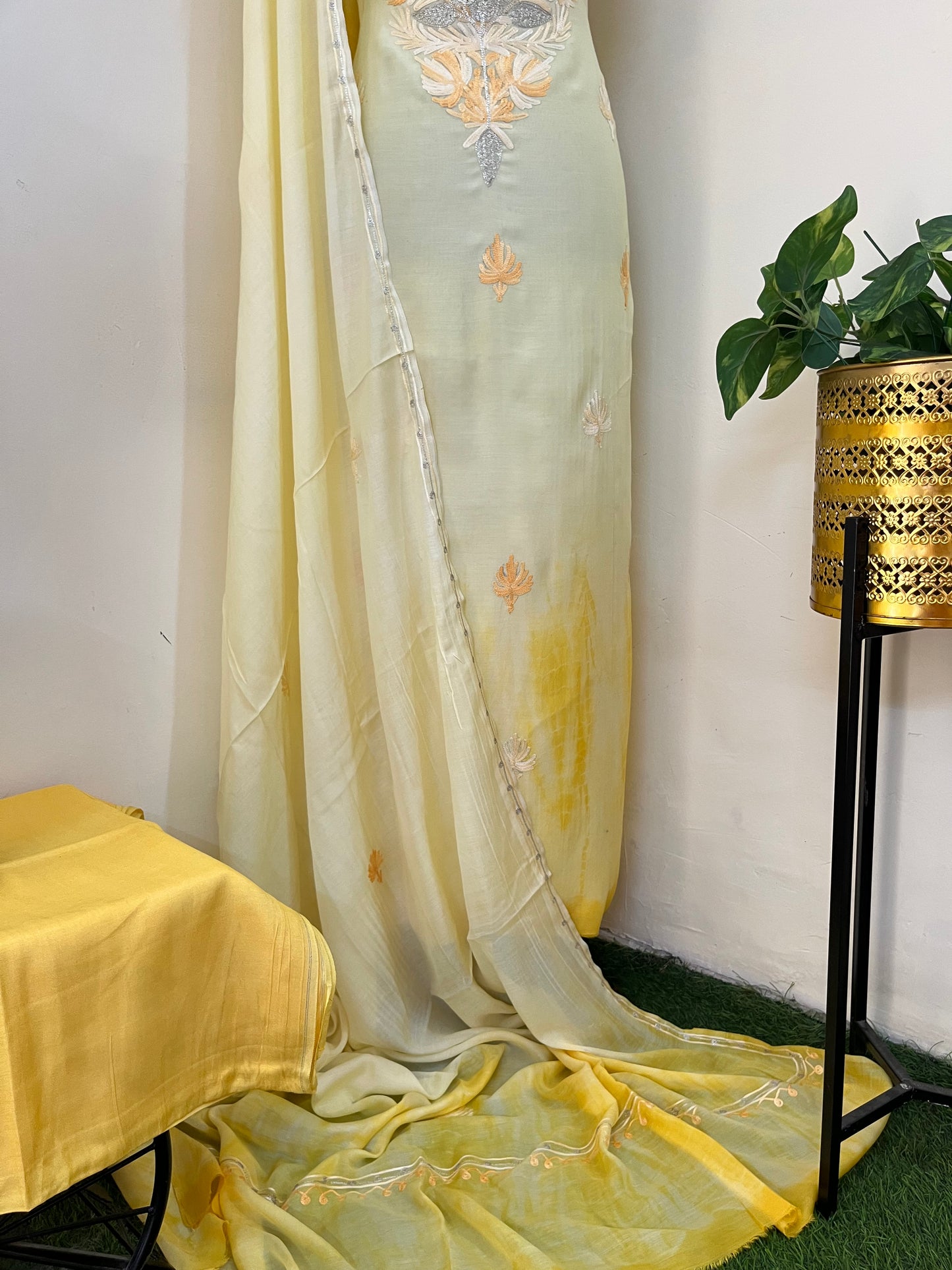 Lemon Yellow Mul Cotton Shibori Work Kashmiri 3pc Suit
