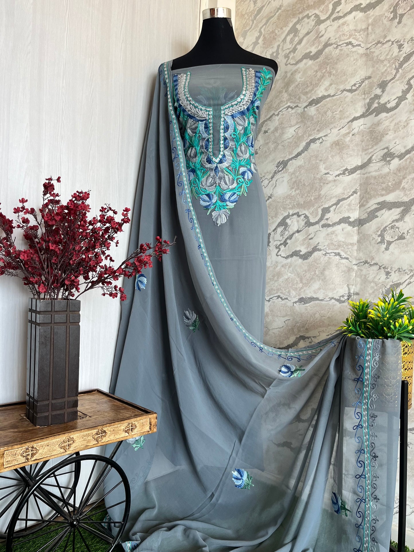 Grey Georgette 2Pc Aari Embroidered Suit Set