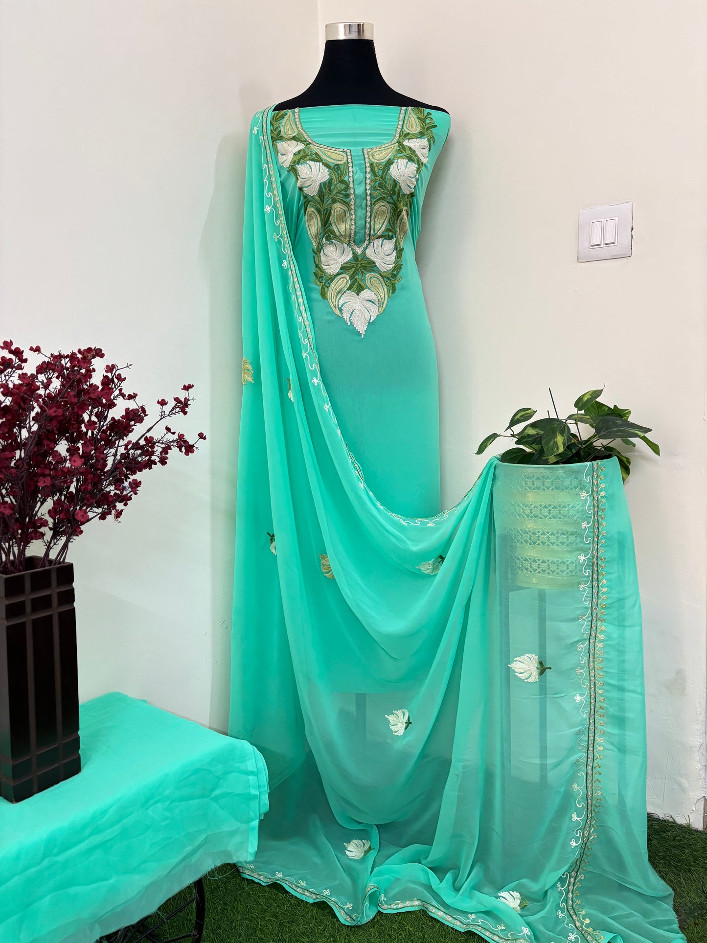 Sea Green Georgette 3pc Aari Embroidered Suit