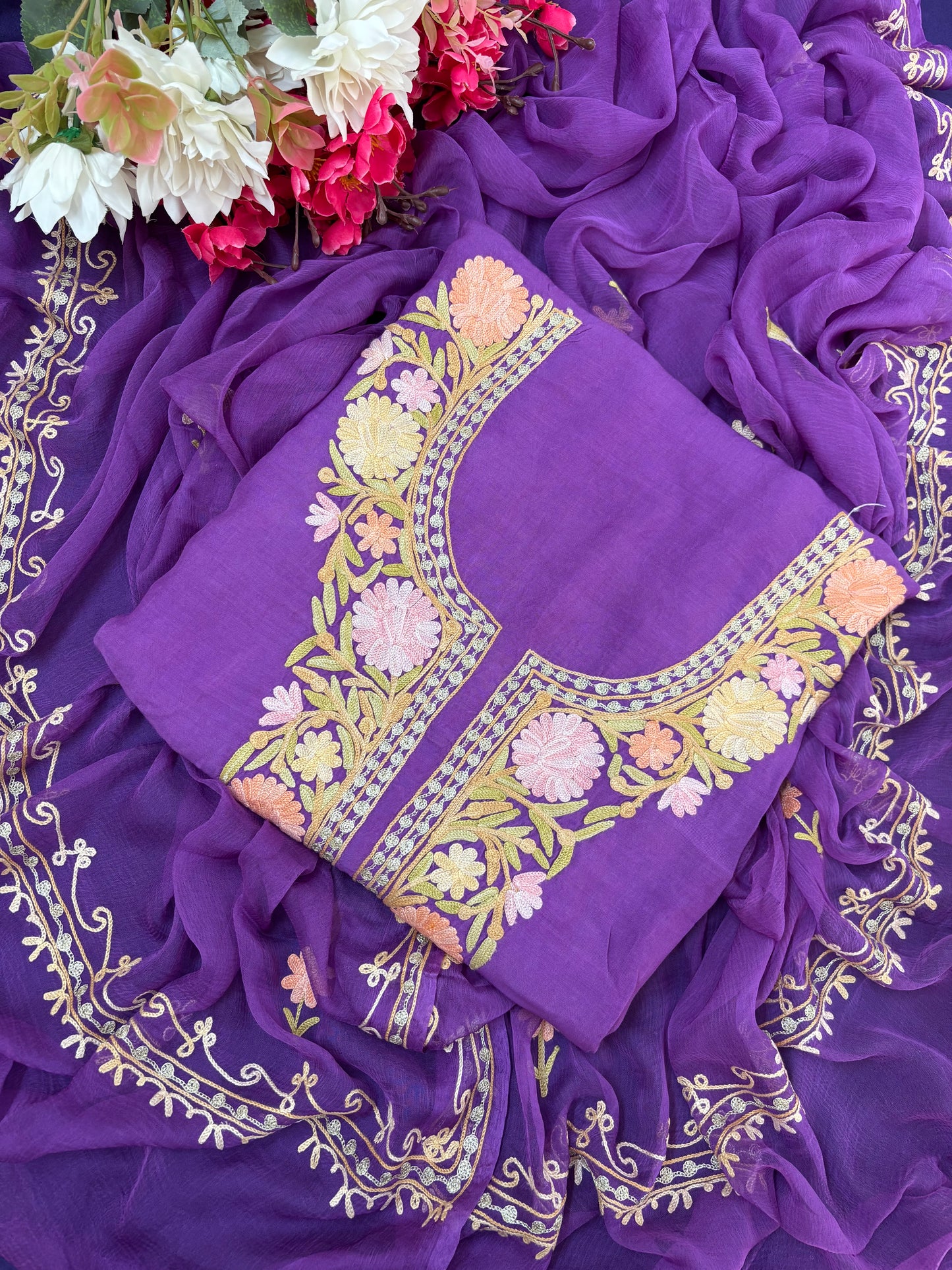 Lilac Muslin Cotton Jaal Sleeves Kashmiri 3pc Suit