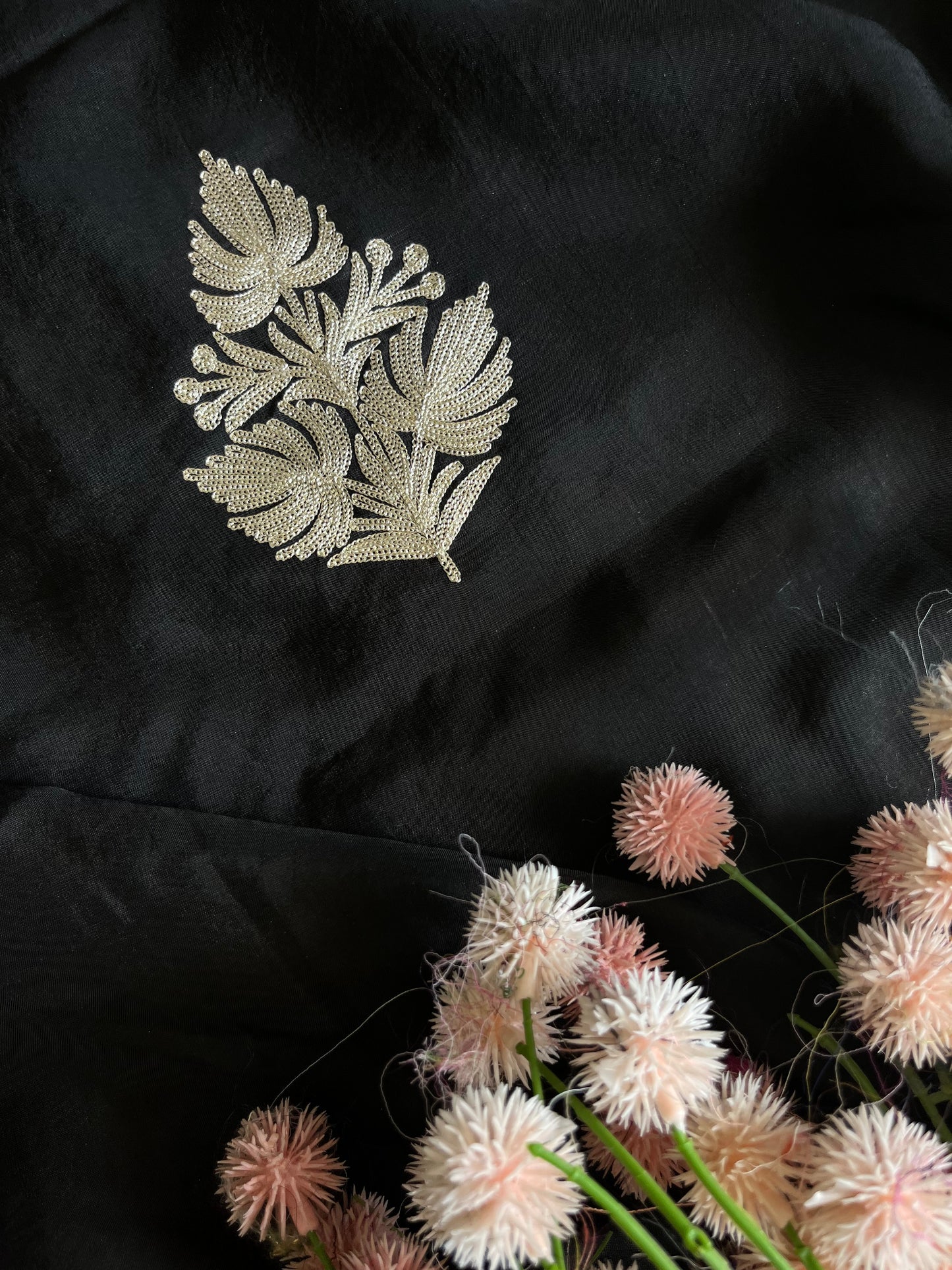 Black Sanam’ Silk Tilla Kashmiri Suit