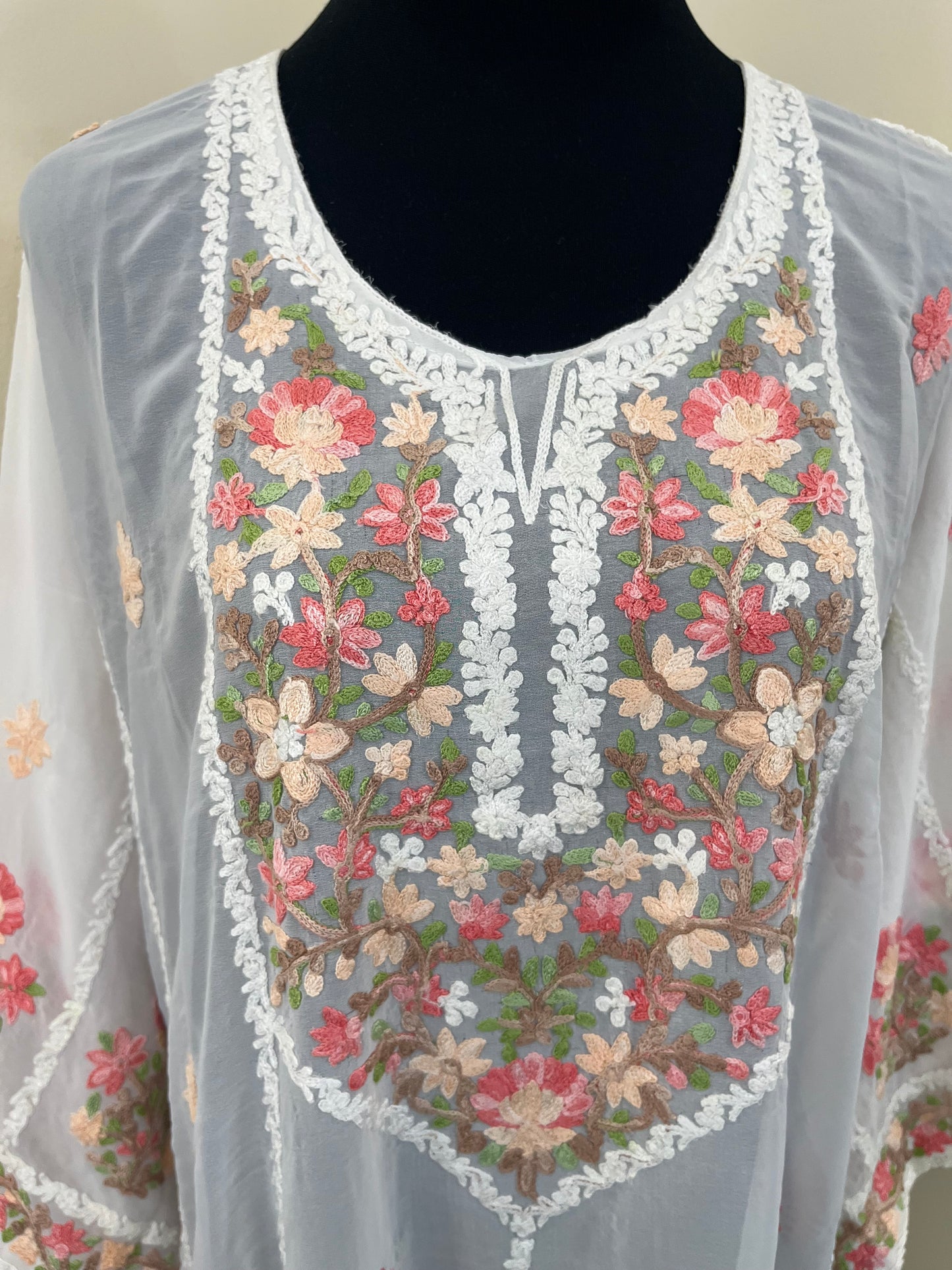 Off White Georgette All over Work Aari Embroidered Unstitched Kurta