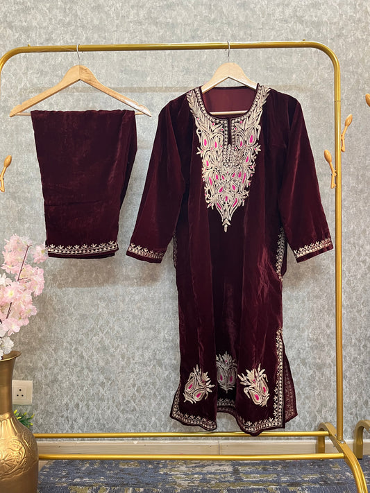 Coke Velvet Tilla Pheran (Size 44)