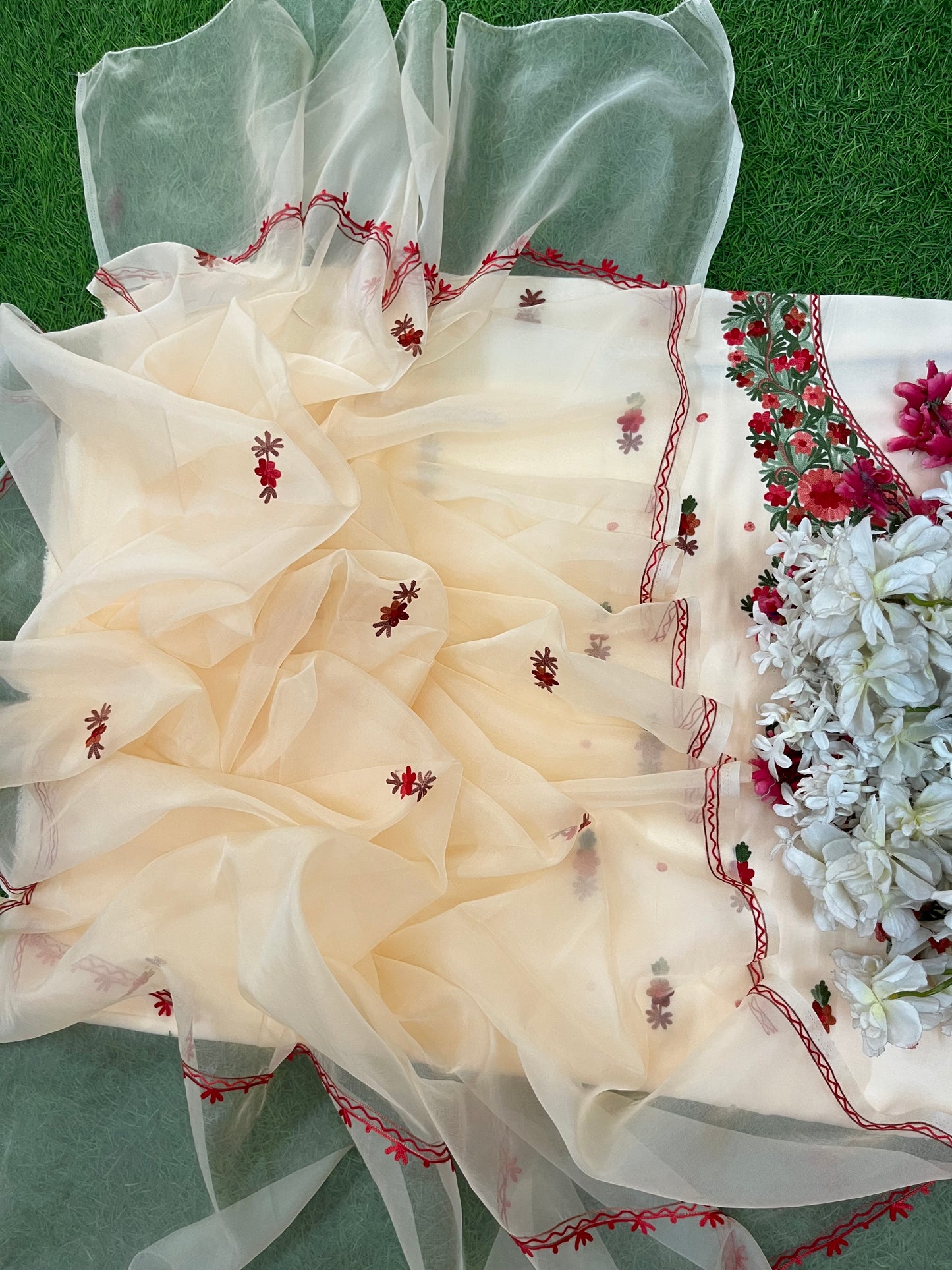 Faun Cotton Organza Dupatta Kashmiri 3pc set