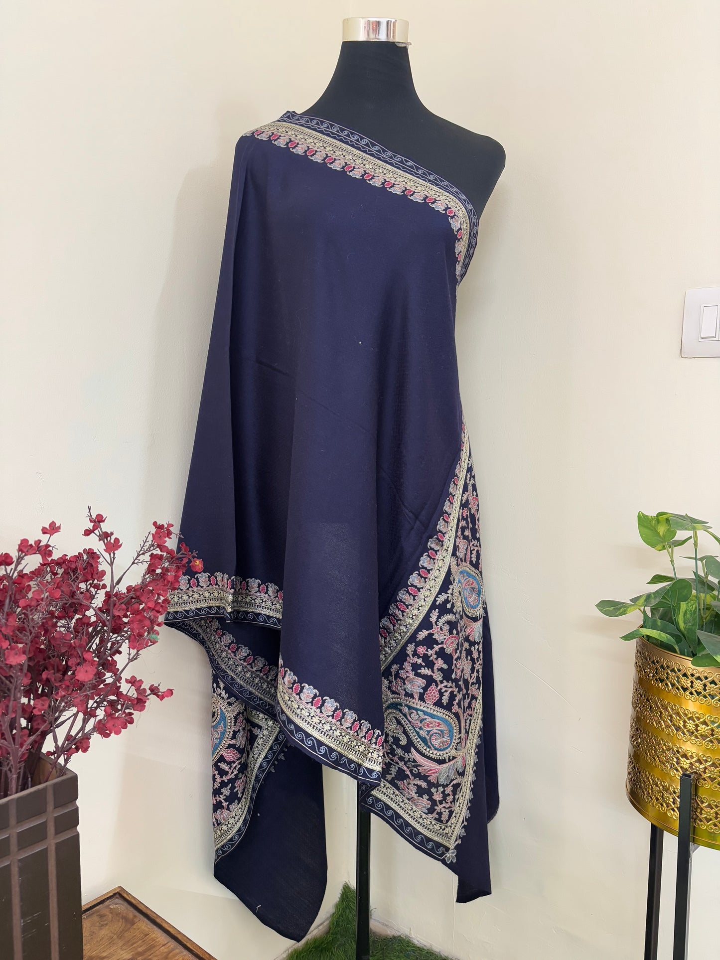 Midnight Blue Ambi Bael Kashmiri Stole