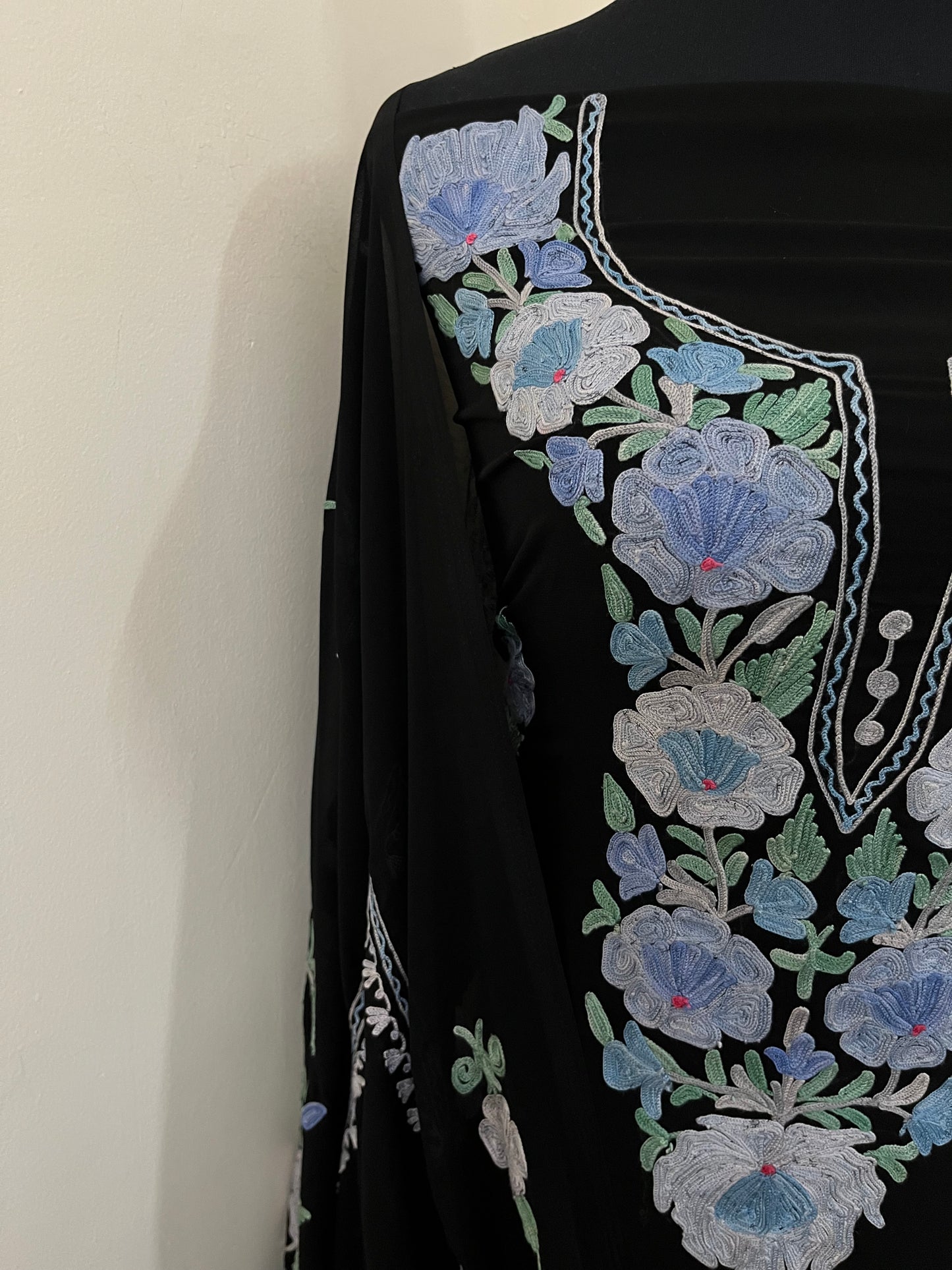 Black Georgette 3 Pc Aari Embroidered Suit