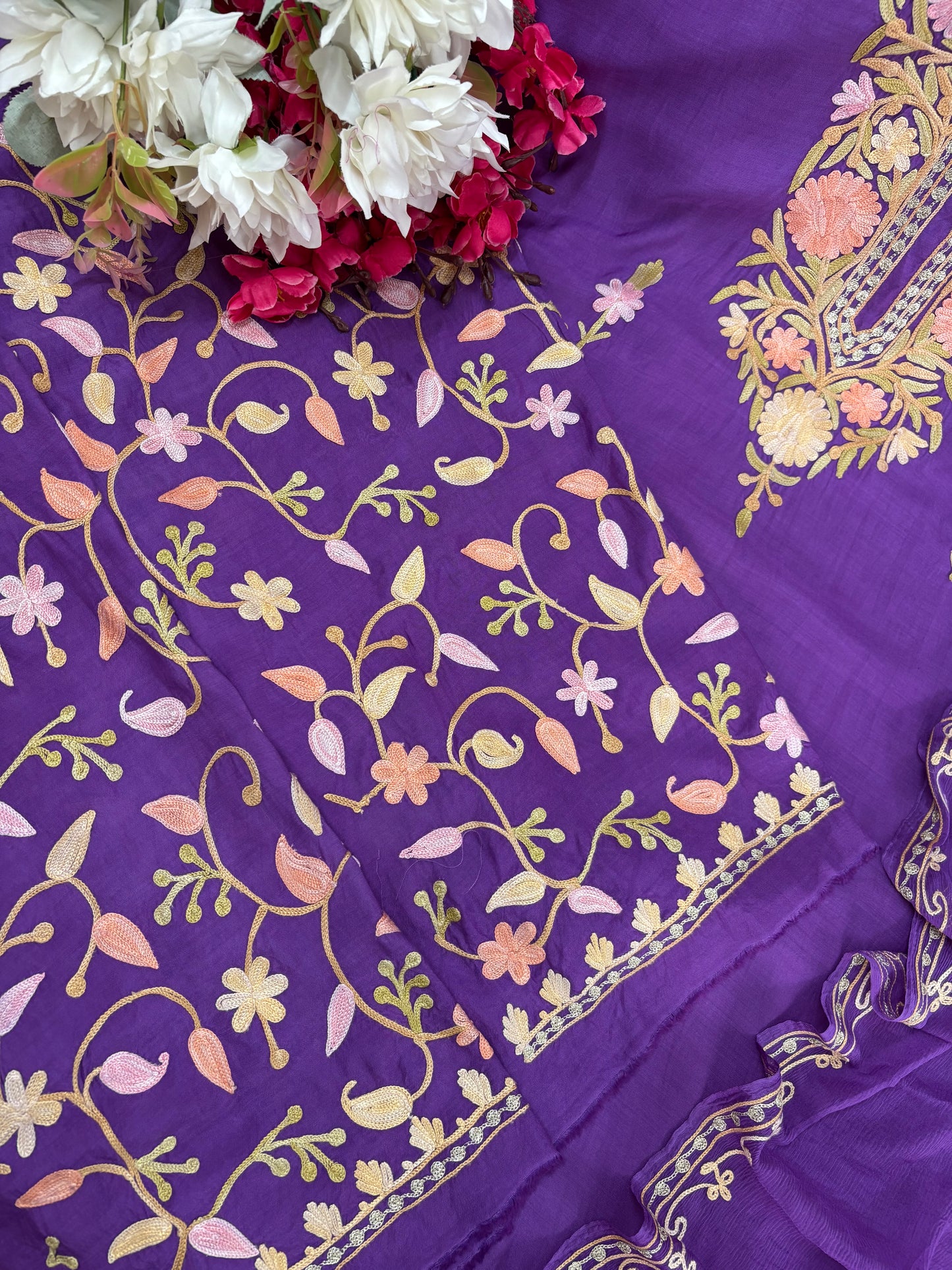 Lilac Muslin Cotton Jaal Sleeves Kashmiri 3pc Suit
