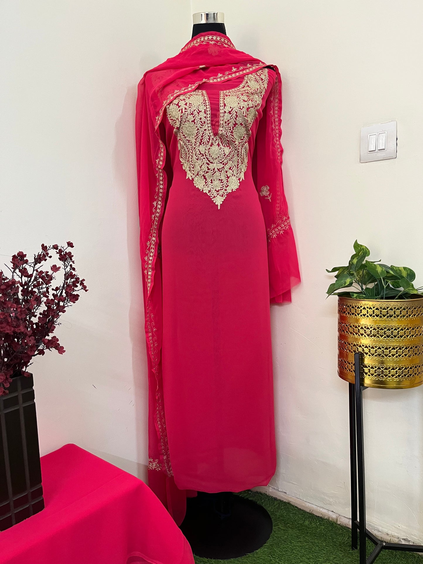 Candy Pink Georgette 3pc Kashmiri Tilla Suit