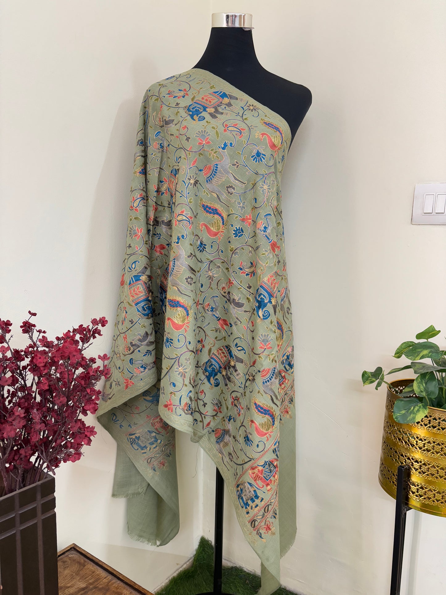 Pista Haathi Baag Kashmiri Stole