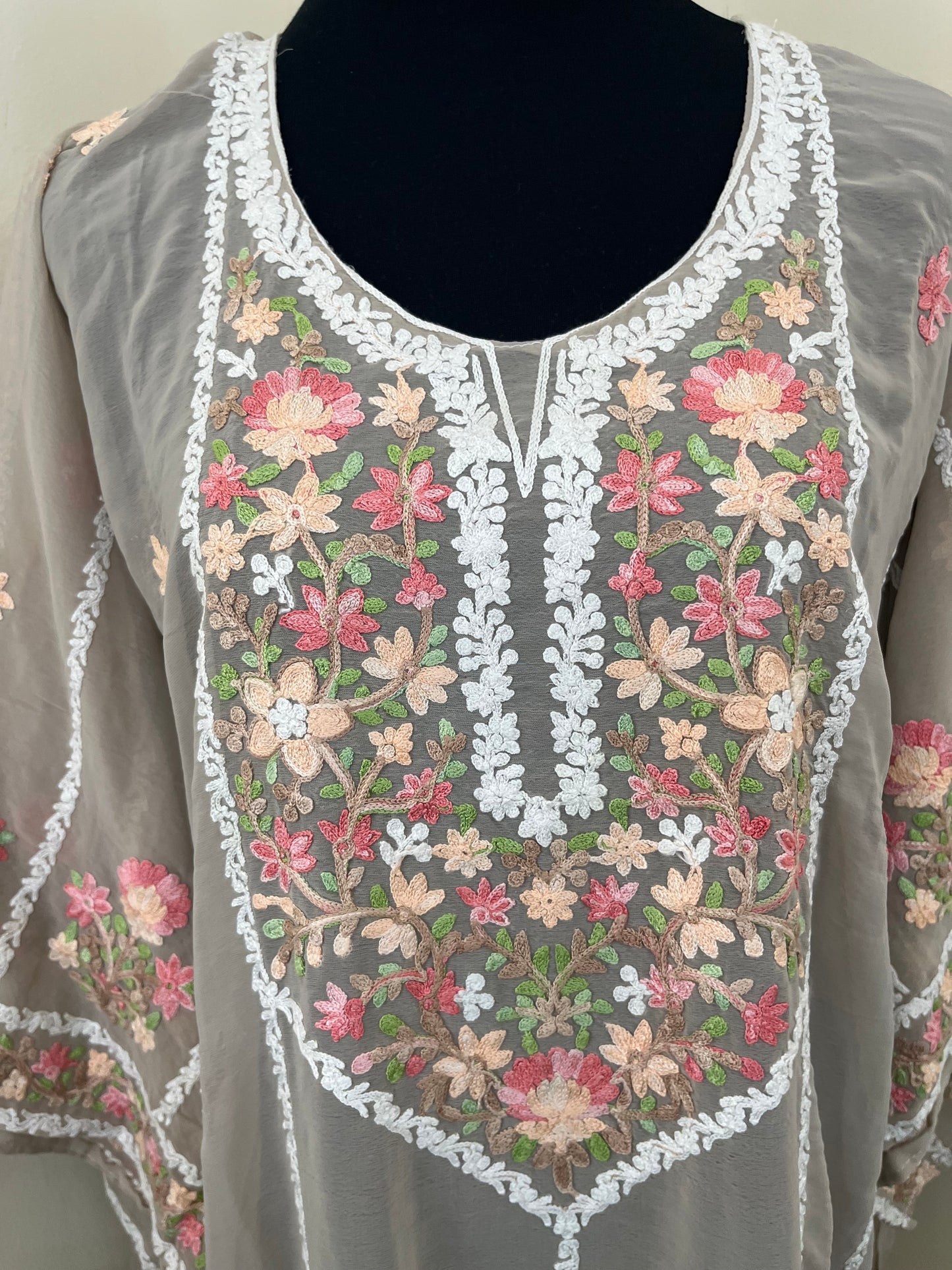 Moose Georgette All over Work Aari Embroidered Unstitched Kurta