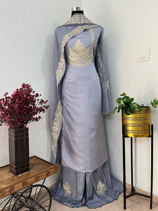 Lavender Sanam’ Tilla Kashmiri Silk Suit