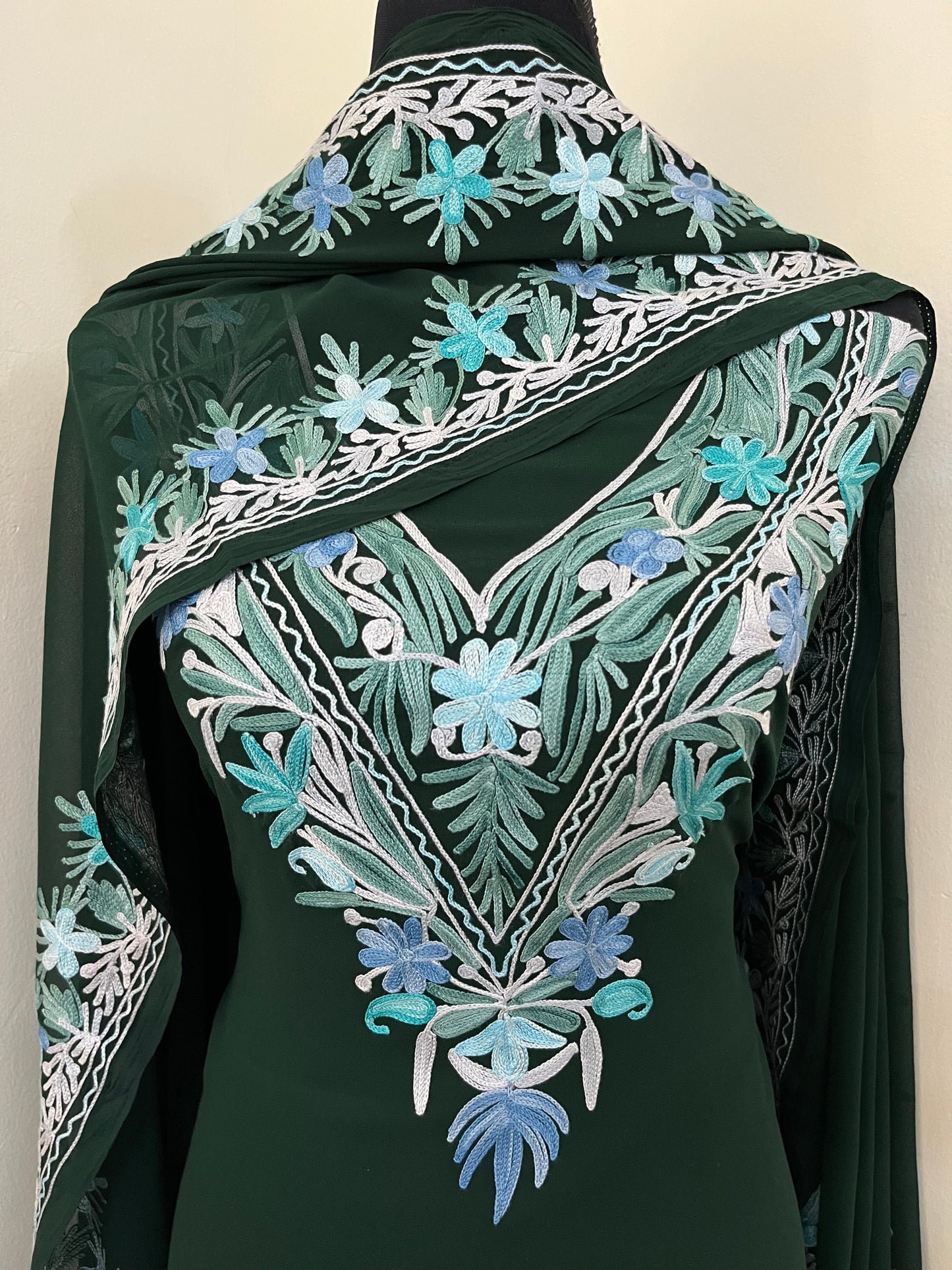 Green Georgette 3 Pc Kashmiri Suit