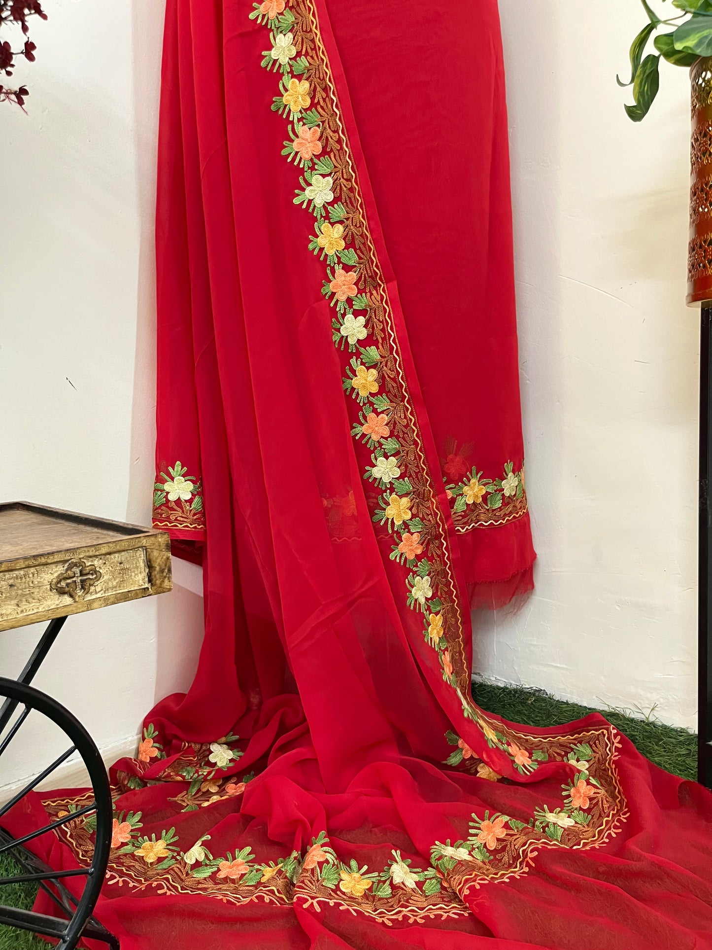 Red Georgette 3 Pc Kashmiri Suit
