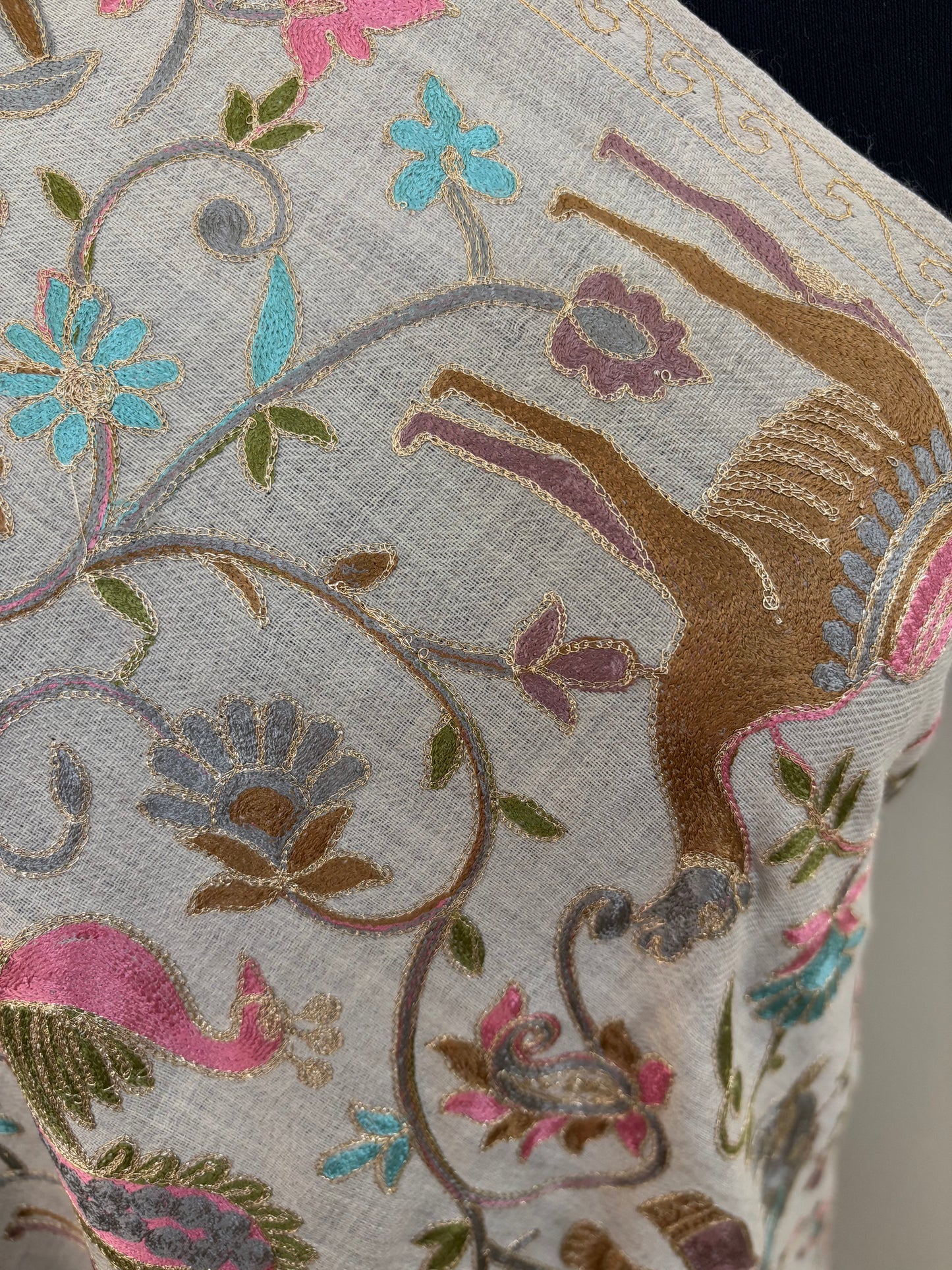 Beige Haathi Baag Kashmiri Stole