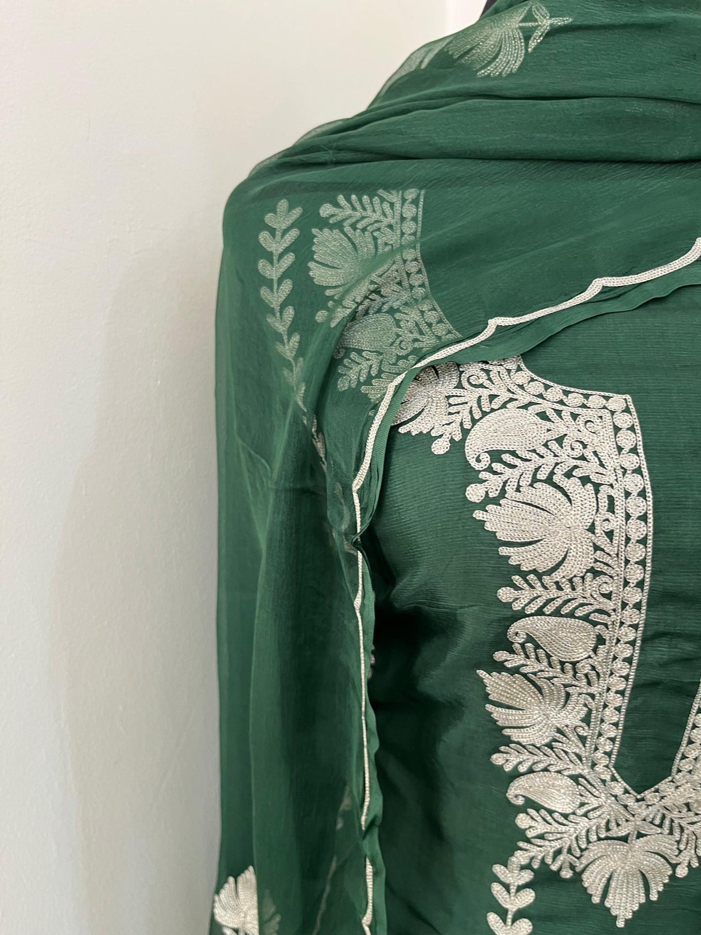 Green Sanam’ Silk Tilla Kashmiri Suit